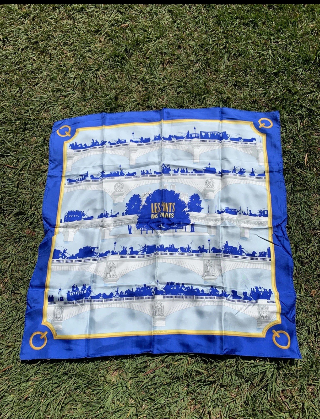 HERMES Kare90 Bridges of Paris LES PONTS DE PARIS Silk Scarf Fabric 34 X 34
