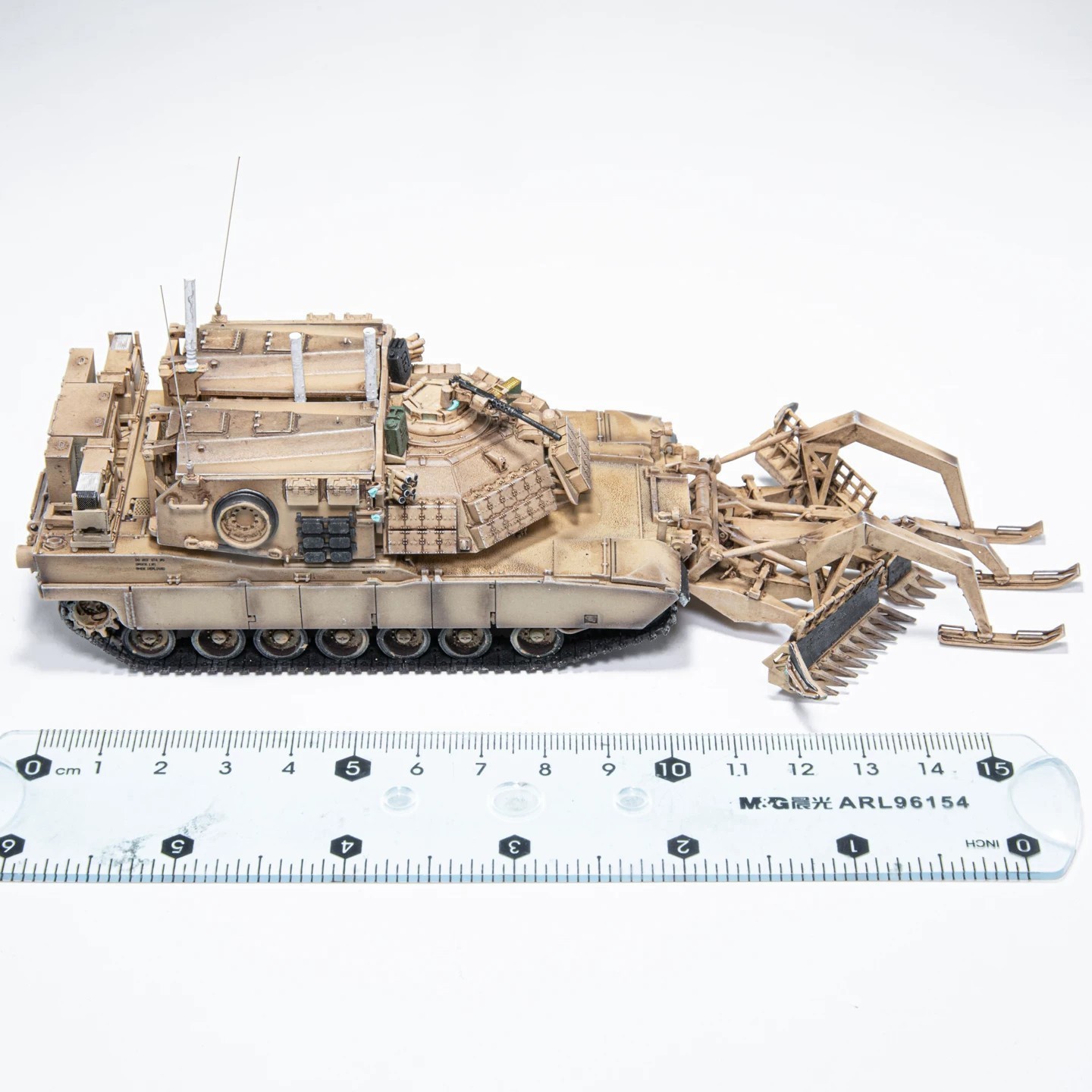 1/72 M1ABV Assault Breaching Vehicle M1150 Mine-clearing Combat Vehicle Model