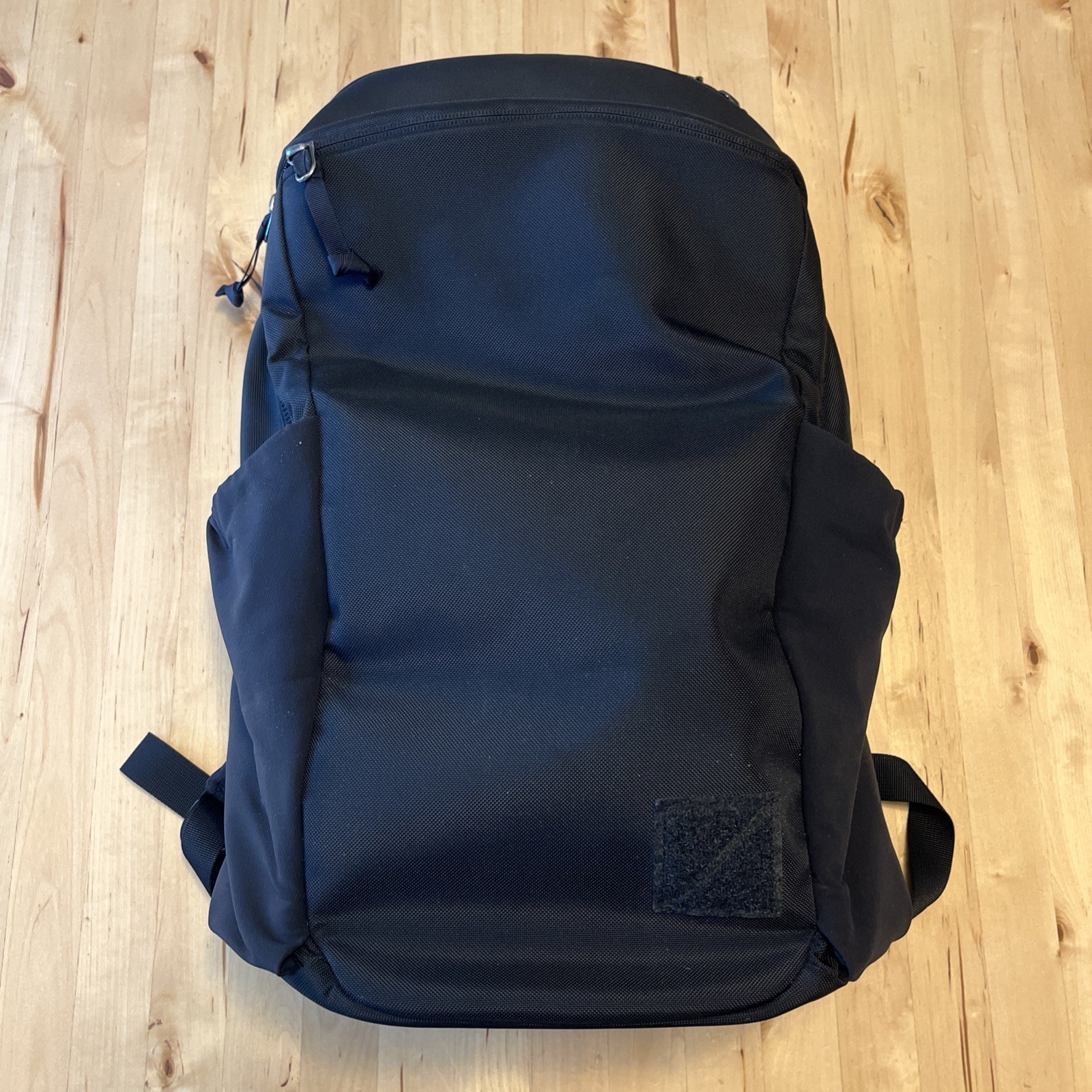 EVERGOODS Civic Half Zip 22L Black Nylon Hiking Backpack Padded Zip 13003d  2024