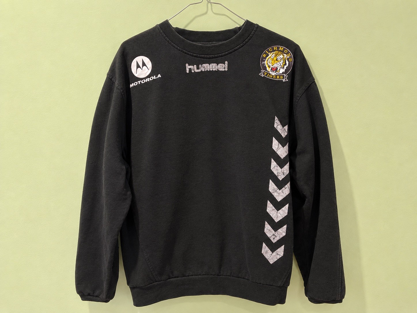 Vintage Richmond Tigers 2006 AFL Player Issue Hummel Training Jumper Crew Size M
