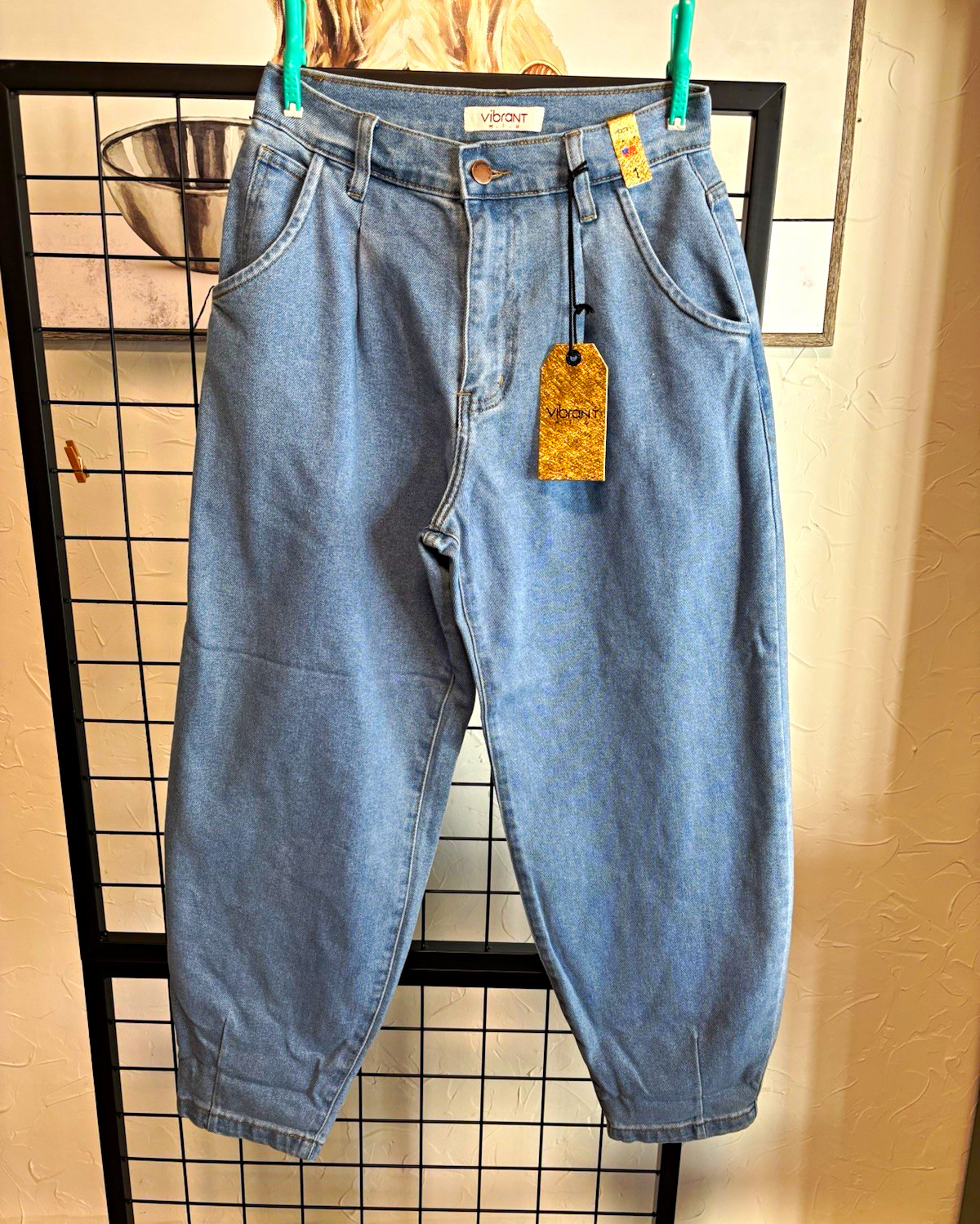 Vibrant Miu Womens Jeans W24 Size 1 Light Wash Barrel Leg Baggy High Rise NWT
