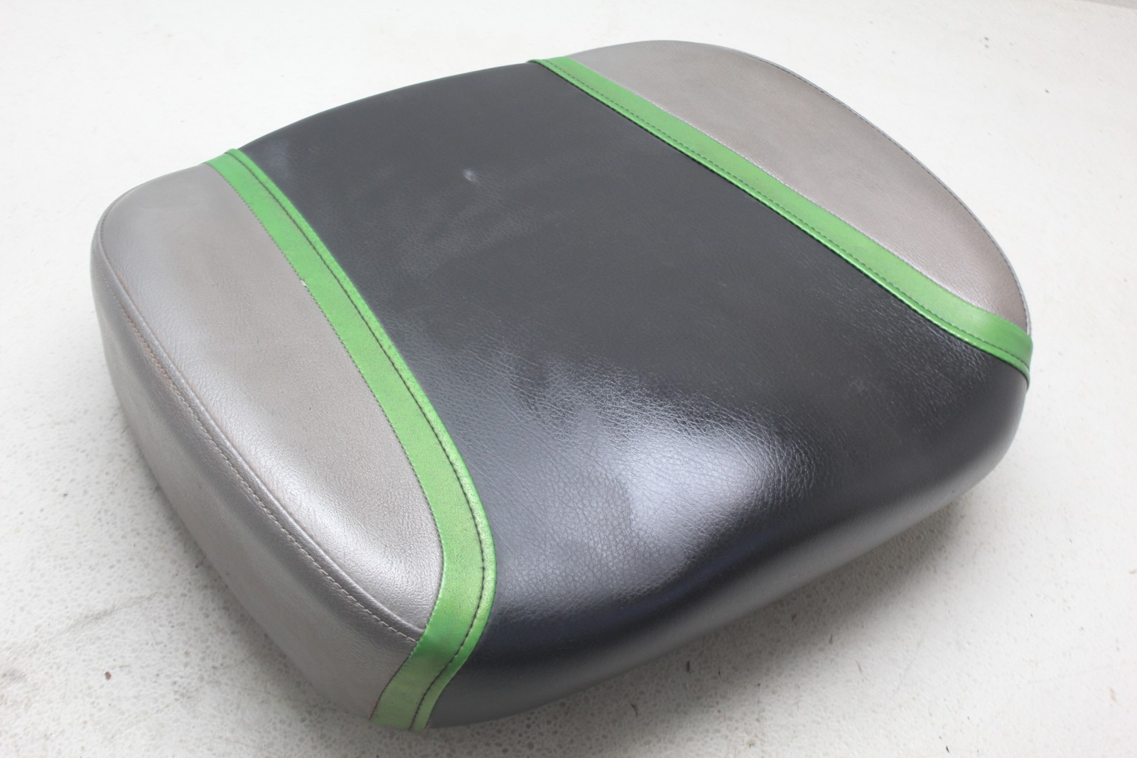 2014-2024 Kawasaki Teryx4 800 Seat Saddle Bottom