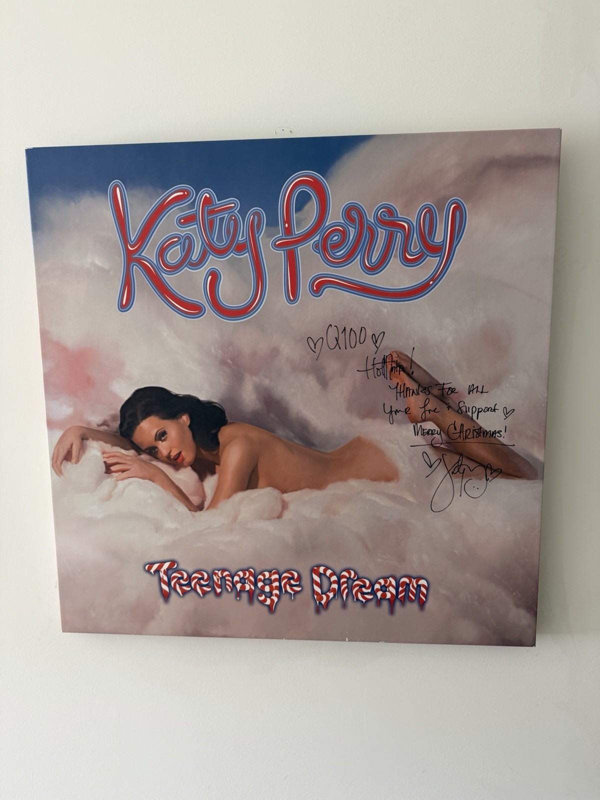 ONE OF A KIND Katy Perry SIGNED “Teenage Dream” Canvas 30X30 -Q100 Atlanta