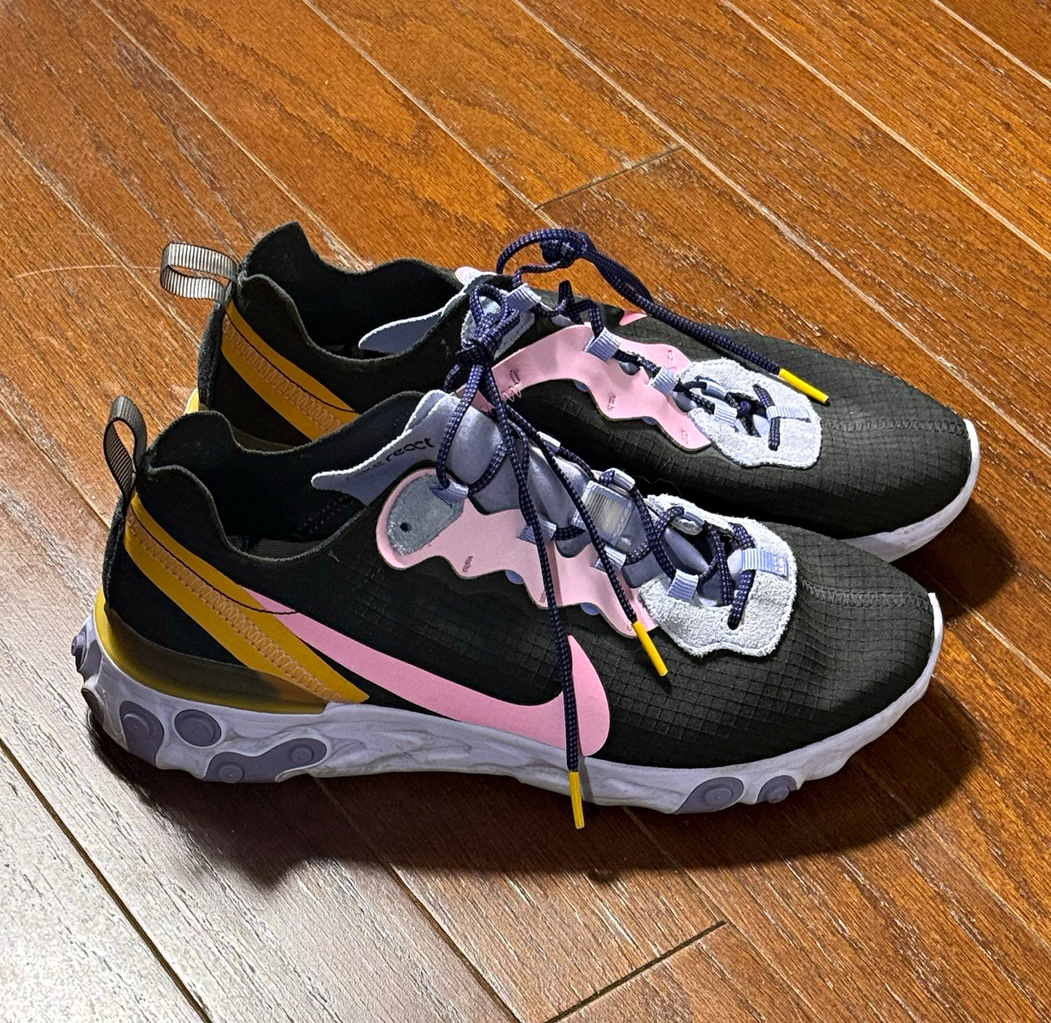Nike women\'s Low Top Lace-Up Athletic Sneakers Black Pink Yellow Purple White