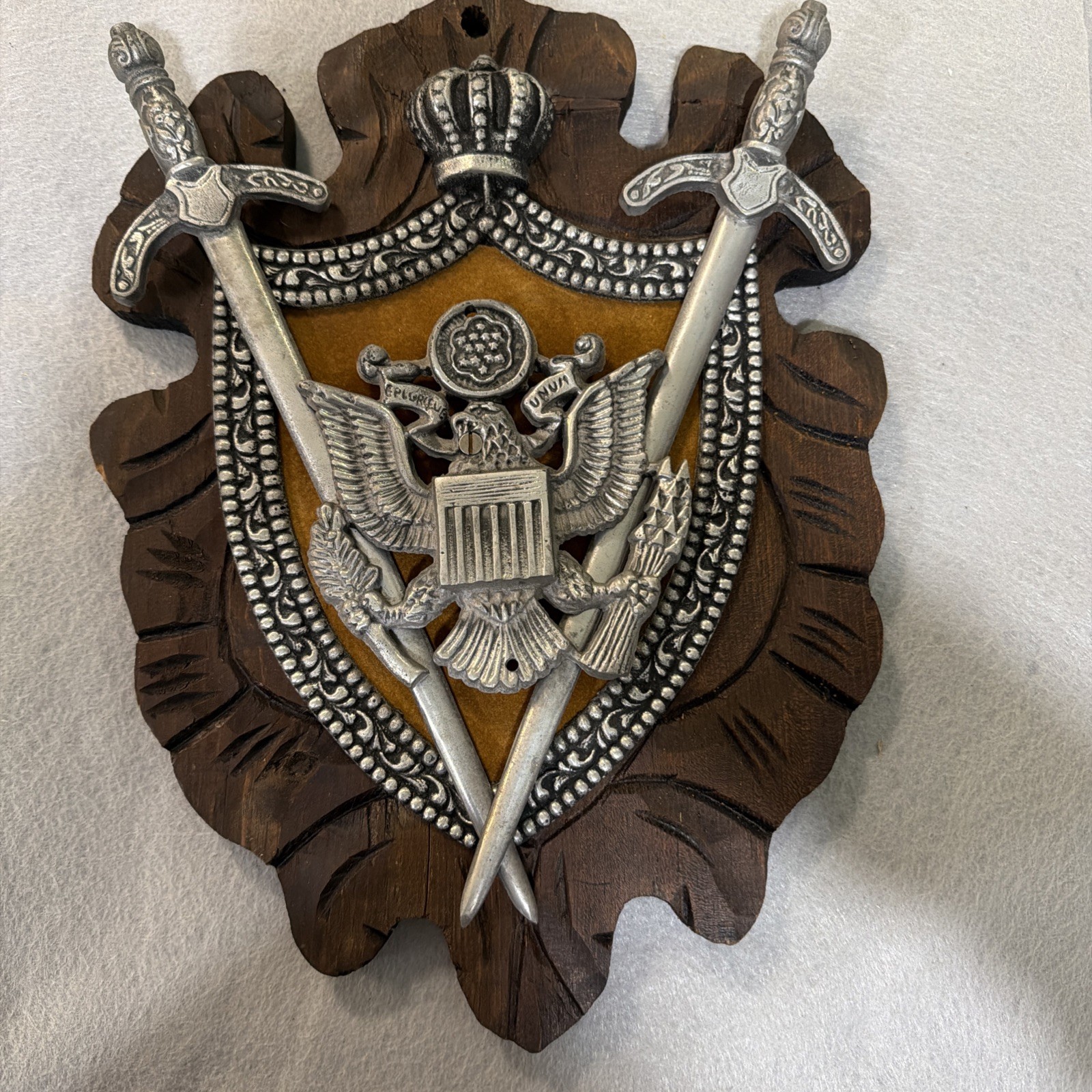 Vintage Heraldic US Great Seal Coat of Arms Metal & Wood Wall Mount 15x12” Vintage Heraldic US Great Seal Coat of Arms Metal & Wood Wall Mount 15x12”
