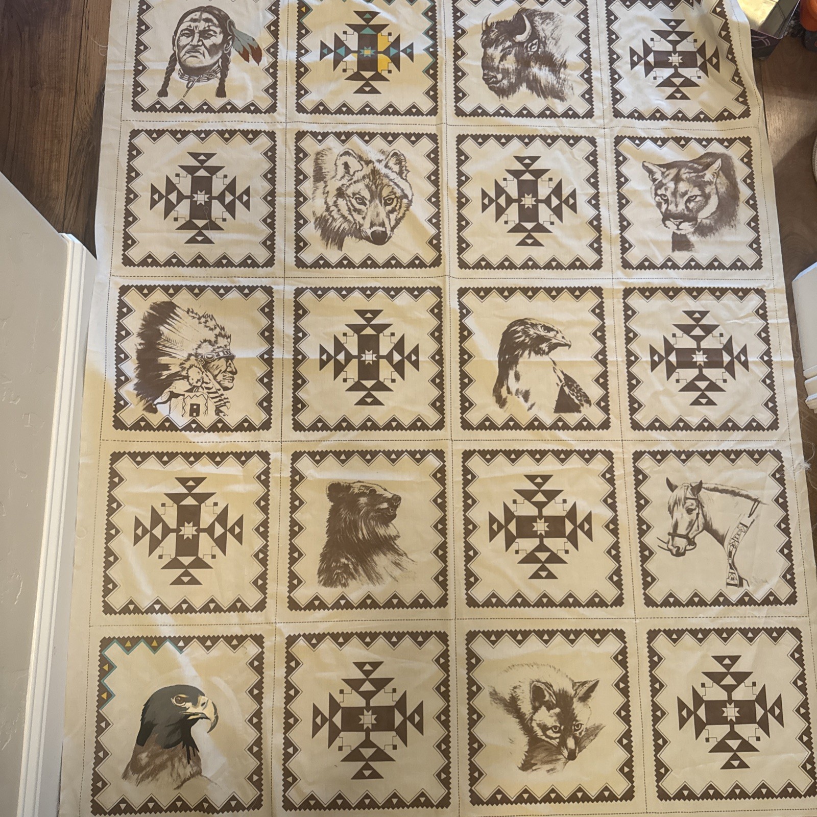 RARE Vintage Cranston VIP Native American Wildlife Fabric 63” x 53” 20 Blocks
