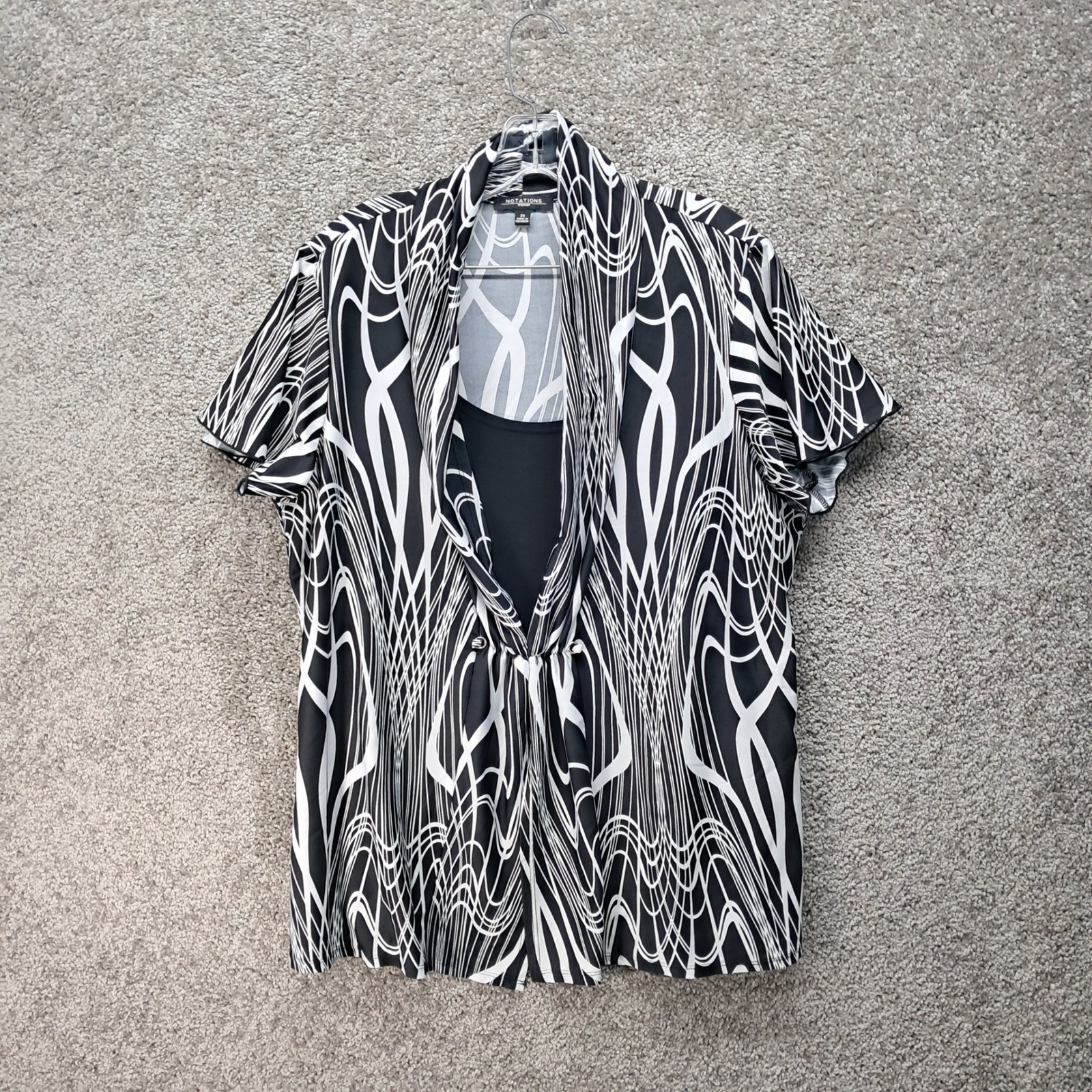 Notations Woman Black White Geometric Abstract Layered Blouse 2X WITF1275