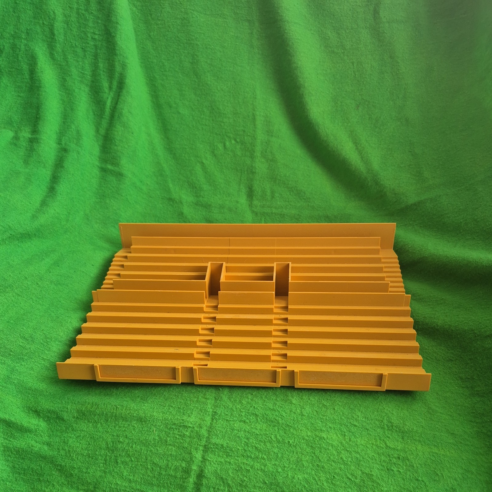 subbuteo Tan Terrace for Stadiums Stand Very Good Condition Unboxed 61217 subbuteo Tan Terrace for Stadiums Stand Very Good Condition Unboxed 61217