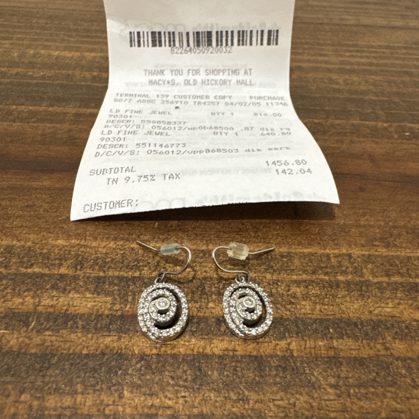 Vintage Macy’s 14k White Gold Circle Swirl Diamond Dangle Earrings