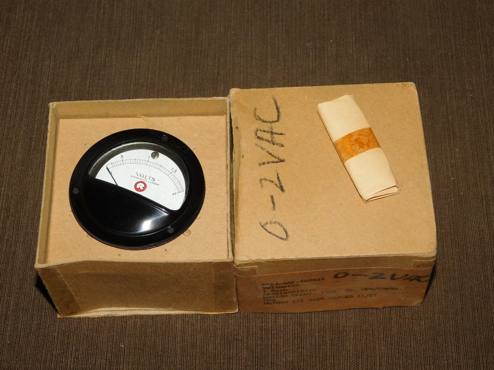VINTAGE 1957 MODEL HS2 MARION ELECTRIC VOLTMETER NEW IN BOX VINTAGE 1957 MODEL HS2 MARION ELECTRIC VOLTMETER NEW IN BOX