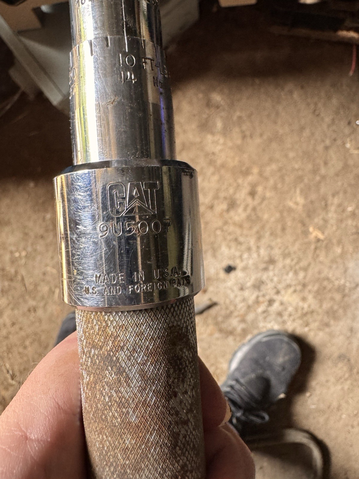CAT Torque Wrench 9U5007 100-600ft lbs. CAT Torque Wrench 9U5007 100-600ft lbs.