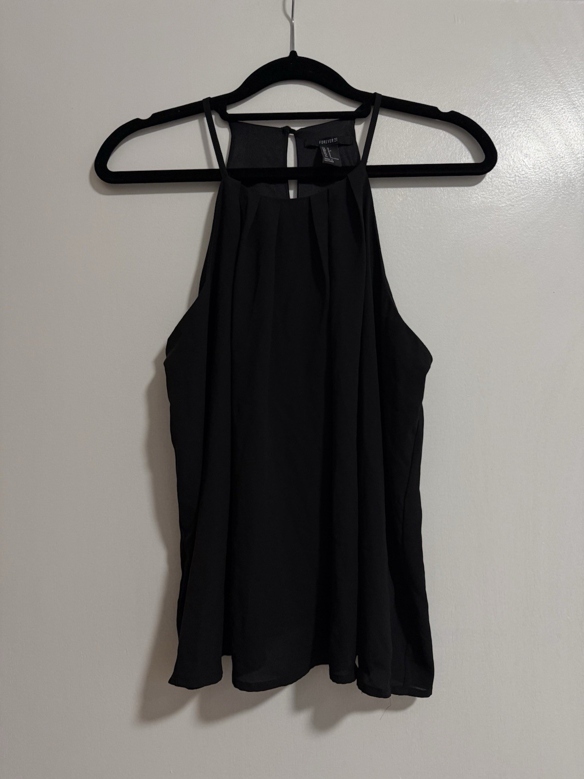 Forever 21 Black Solid Chiffon Halter Sleeveless Lined Blouse Women’s S Forever 21 Black Solid Chiffon Halter Sleeveless Lined Blouse Women’s S