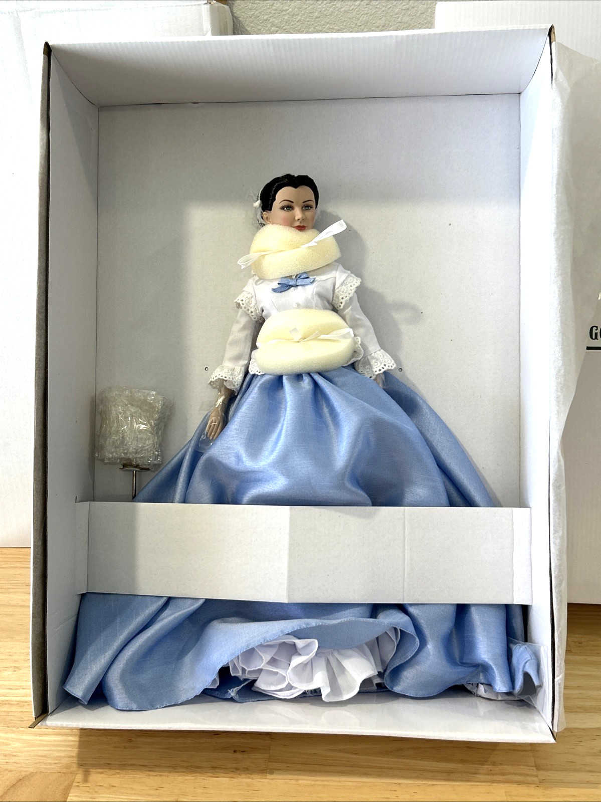 SCARLETT O\'HARA DOLL SEWING CIRCLE 16\ SCARLETT O\'HARA DOLL SEWING CIRCLE 16\