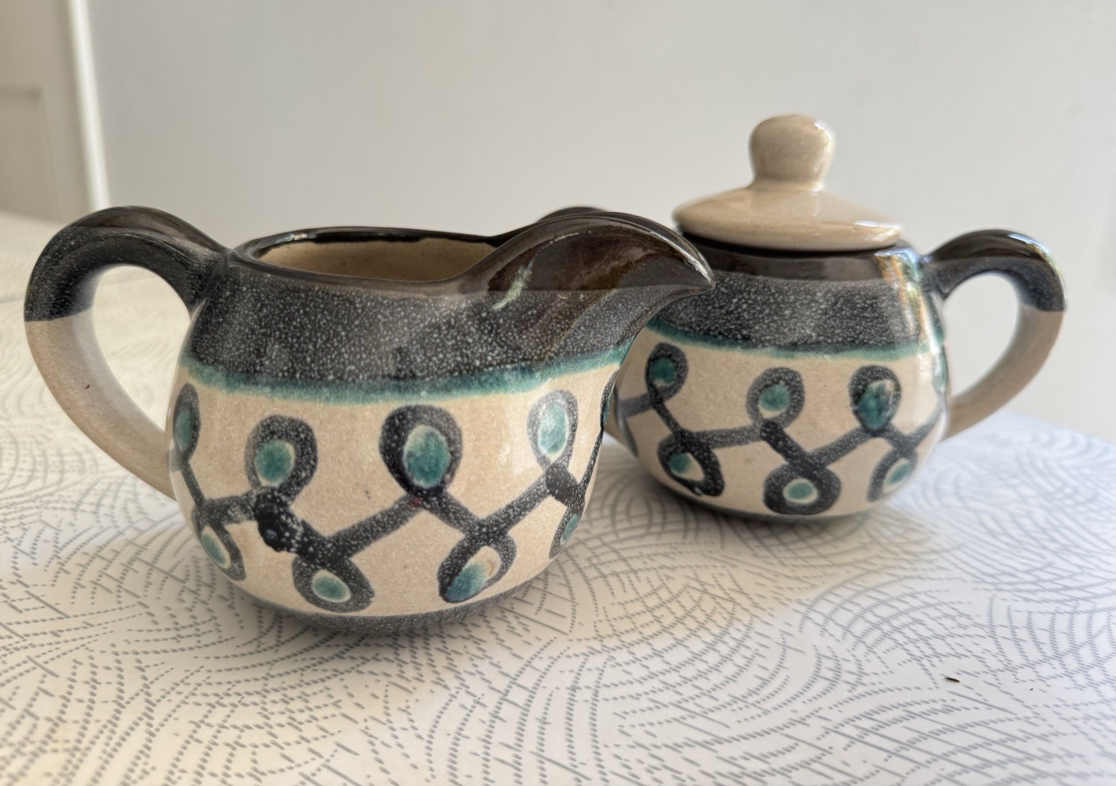 Vintage Handmade Mid-Century Stoneware- Glidden Sugar Bowl And Creamer Set Vintage Handmade Mid-Century Stoneware- Glidden Sugar Bowl And Creamer Set