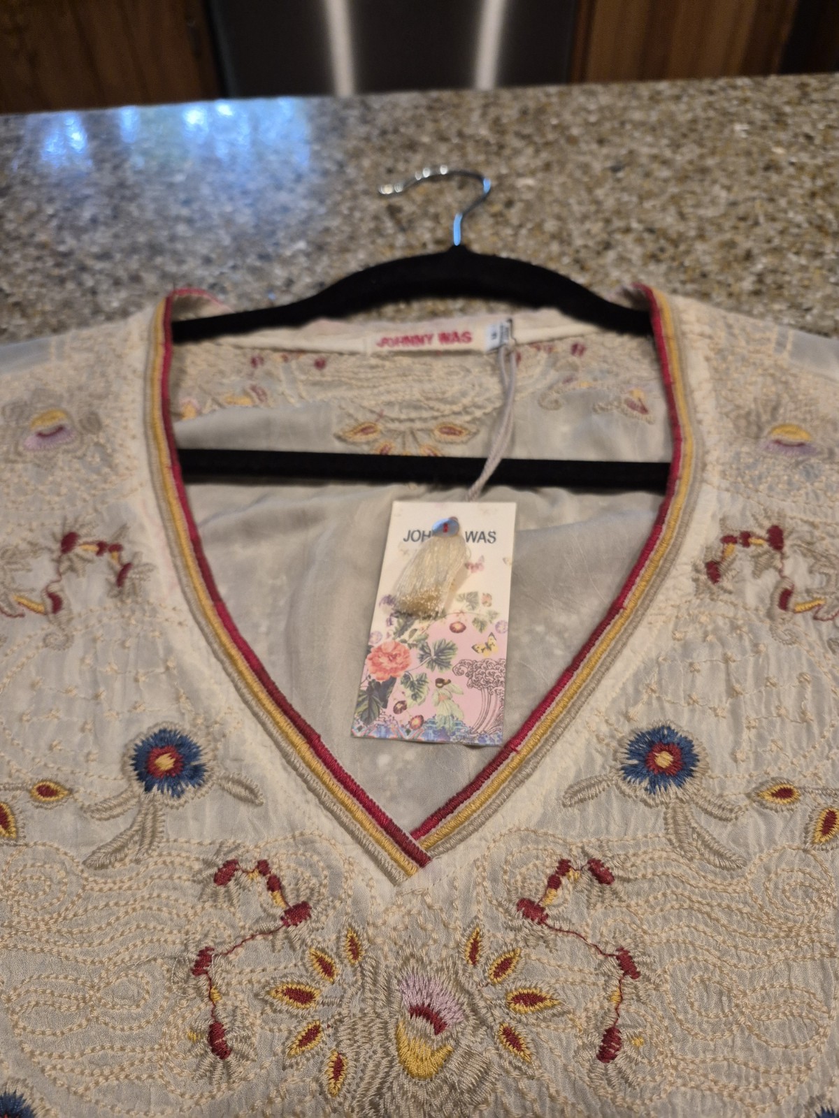 Johnny Was Top.  NWT Cupra Rayon Sz M. Original Price $275. Gorgeous Embroidery.