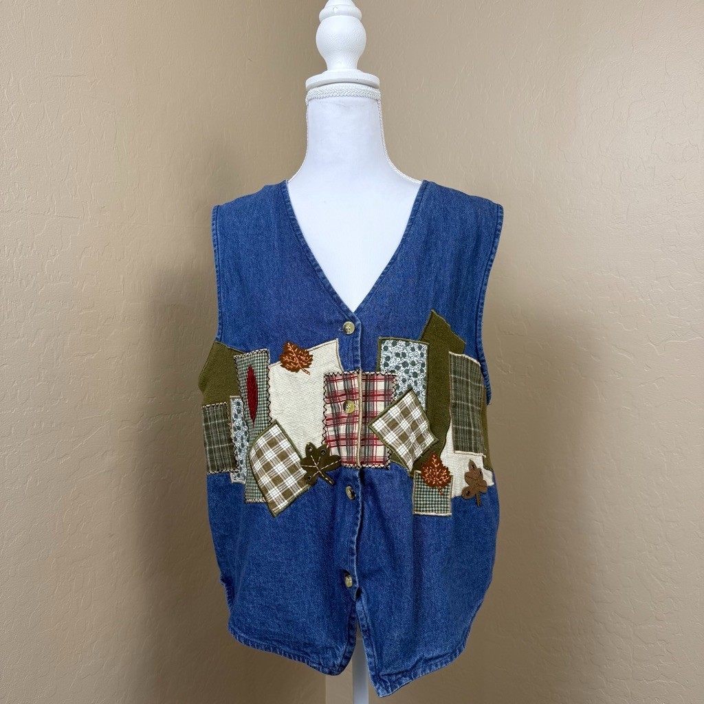 Vintage 90s Denim Vest Patchwork Applique Cottagecore Dragonfly Fall USA Made Vintage 90s Denim Vest Patchwork Applique Cottagecore Dragonfly Fall USA Made