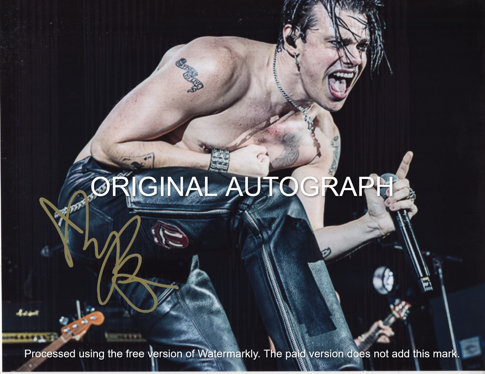 YUNGBLUD- SINGER/RAPPER - HAND SIGNED AUTOGRAPHED PHOTO WITH COA