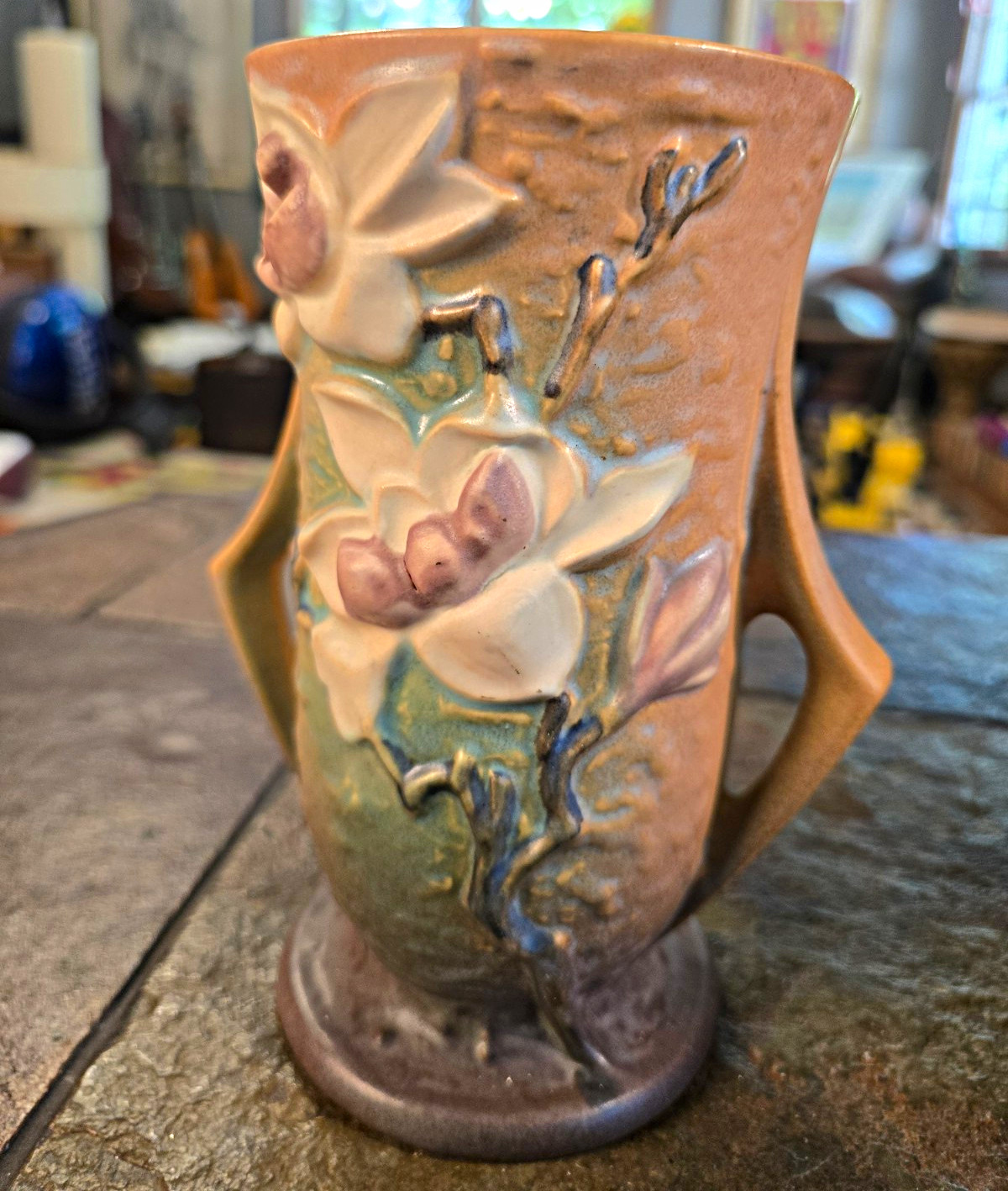 Roseville Magnolia Vintage Handled Vase Art Pottery Floral MPN 848193-18 Roseville Magnolia Vintage Handled Vase Art Pottery Floral MPN 848193-18