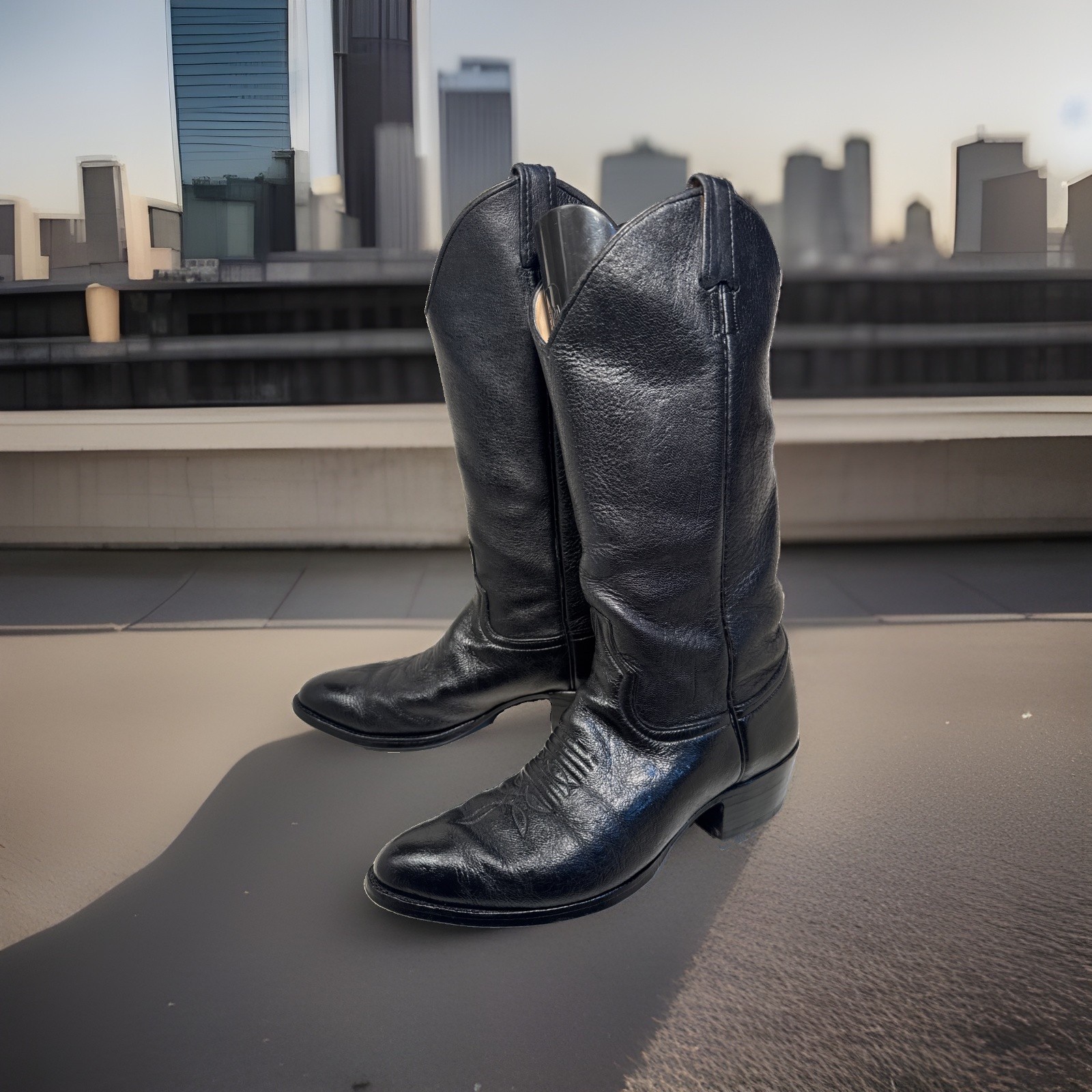 Vtg LARRY MAHAN VINTAGE DEERSKIN BLACK COWBOY BOOTS Sz 9 Style LMM2700 Vtg LARRY MAHAN VINTAGE DEERSKIN BLACK COWBOY BOOTS Sz 9 Style LMM2700