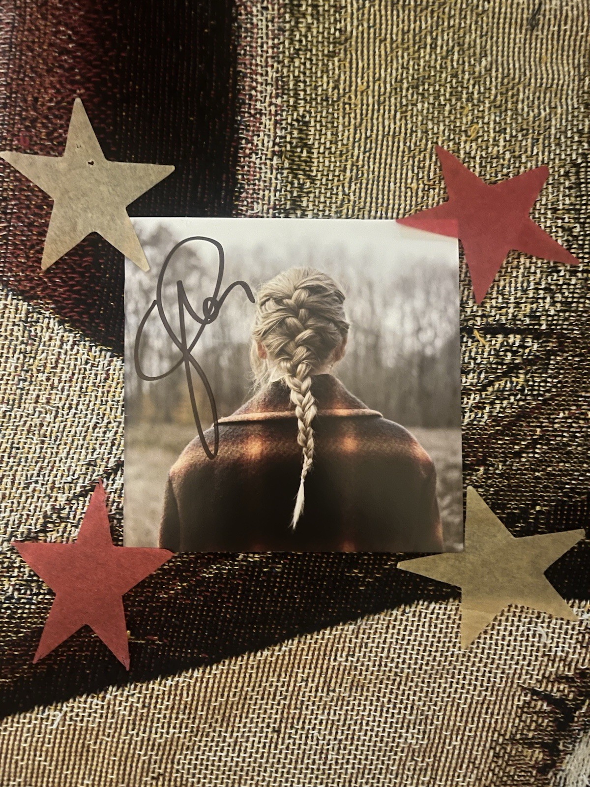 Taylor Swift Evermore Signed CD W/star Confetti And All Orig Stickers On Case Taylor Swift Evermore Signed CD W/star Confetti And All Orig Stickers On Case