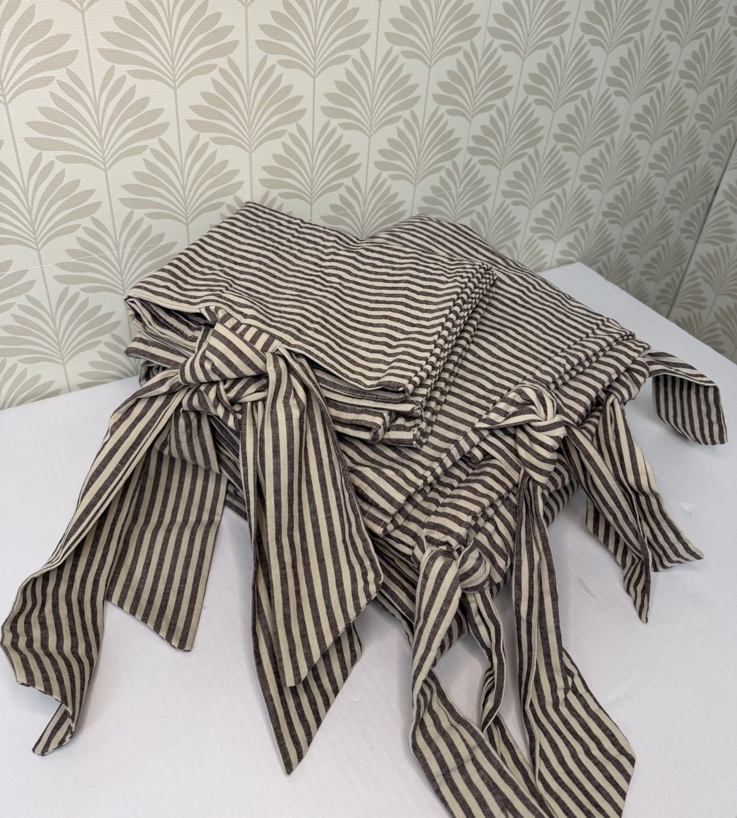 West Elm Pierce & Ward Cotton Linen Stripe Duvet Set READ West Elm Pierce & Ward Cotton Linen Stripe Duvet Set READ