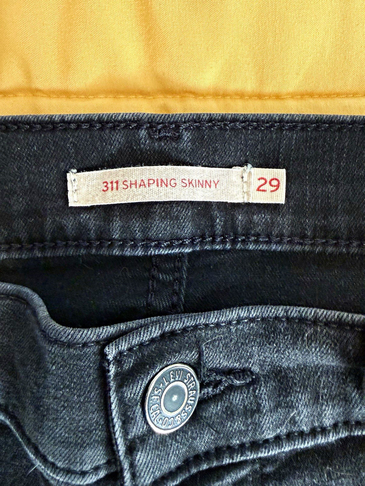 Levi\'s 311 Women\'s Skinny Jeans Black Denim Dark Wash Stretch Mid Rise Levi\'s 311 Women\'s Skinny Jeans Black Denim Dark Wash Stretch Mid Rise