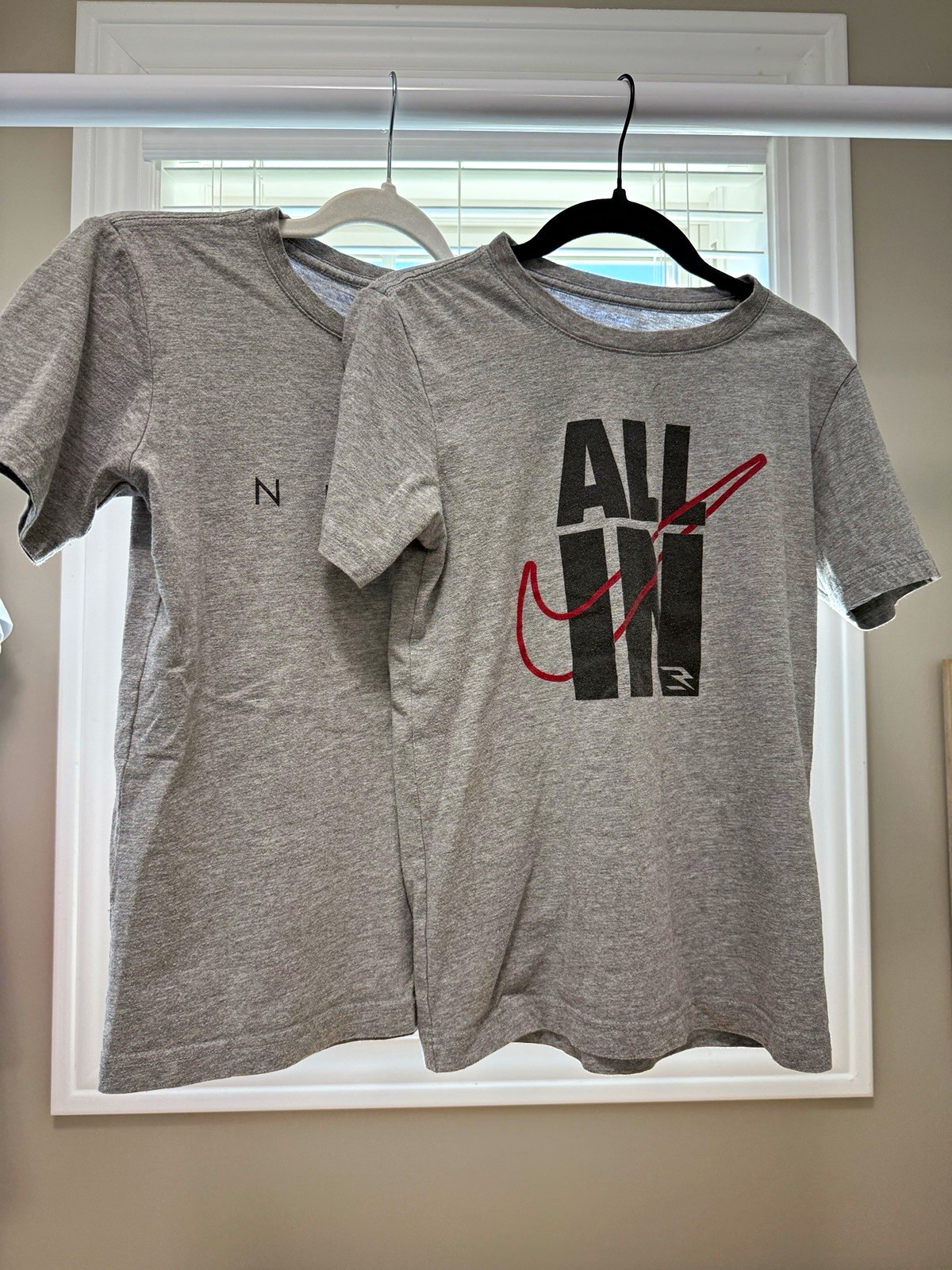 Nike Lot of 2 Gray Graphic Logo Crew Neck Short Sleeve Cotton Knit Youth M Nike Lot of 2 Gray Graphic Logo Crew Neck Short Sleeve Cotton Knit Youth M