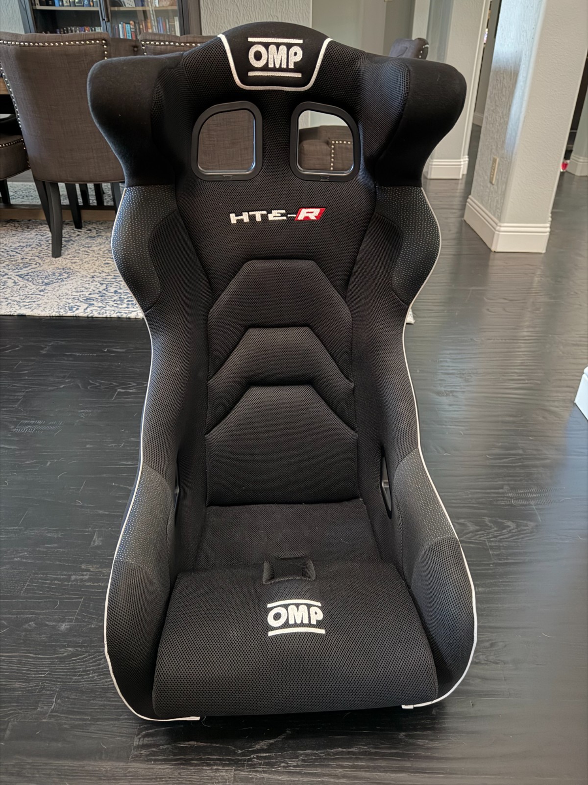 OMP HA0-0771-B01-071 XL Black HTE-R Series Competition Seat 