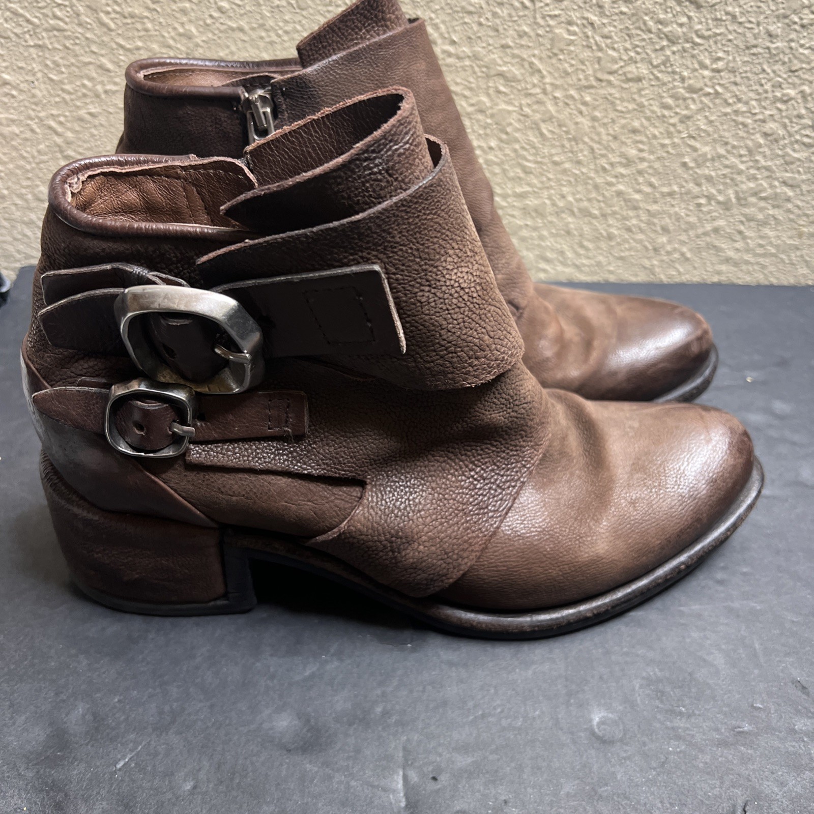 NIB A.S.98 Light Mauve Leather Buckle “Olin”Ankle boots Size 40 (8.5-9) NIB A.S.98 Light Mauve Leather Buckle “Olin”Ankle boots Size 40 (8.5-9)