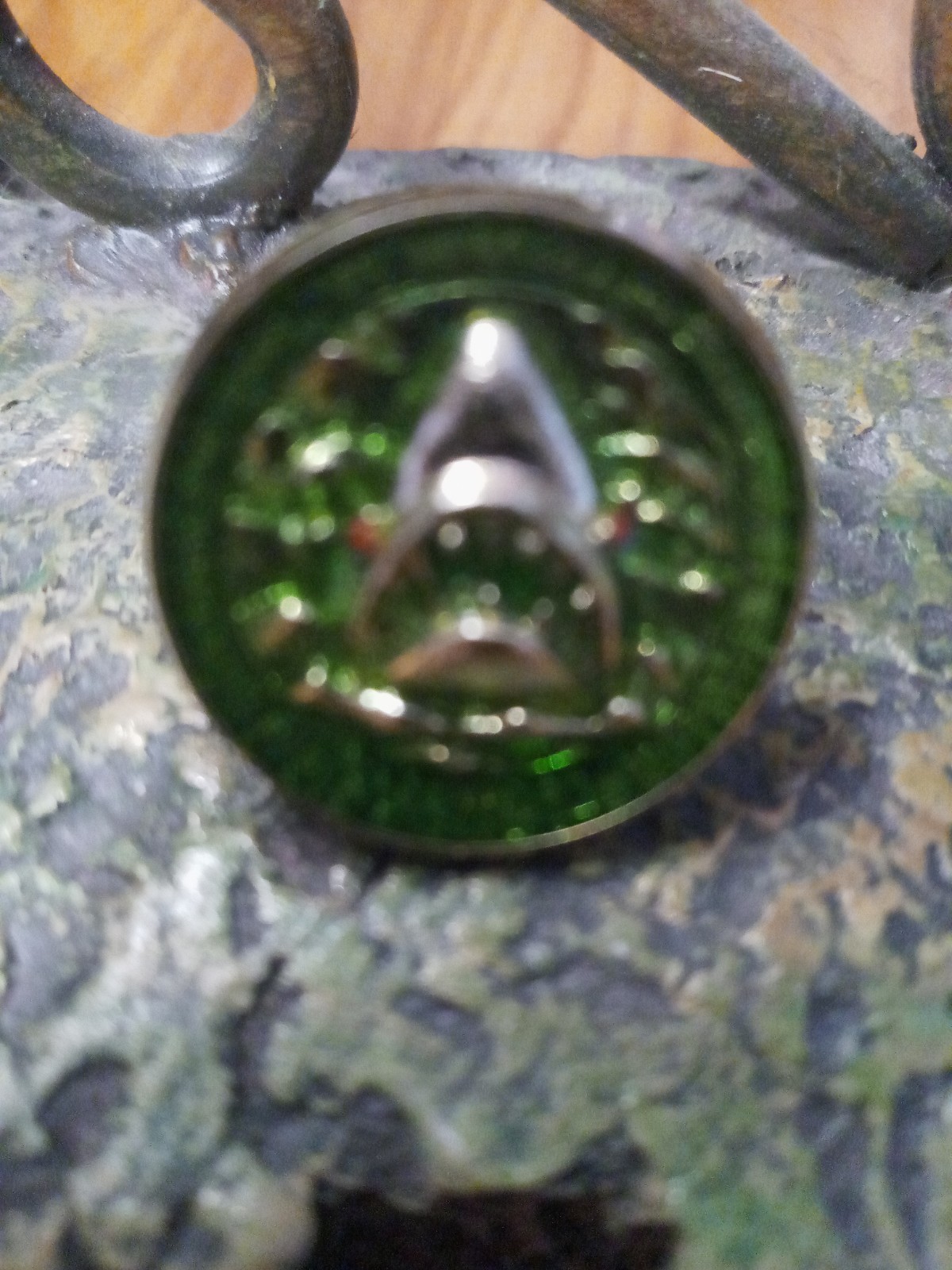 VINTAGE 1975 JAWS THE MOVIE PROMO PLASTIC GUMBALL RING