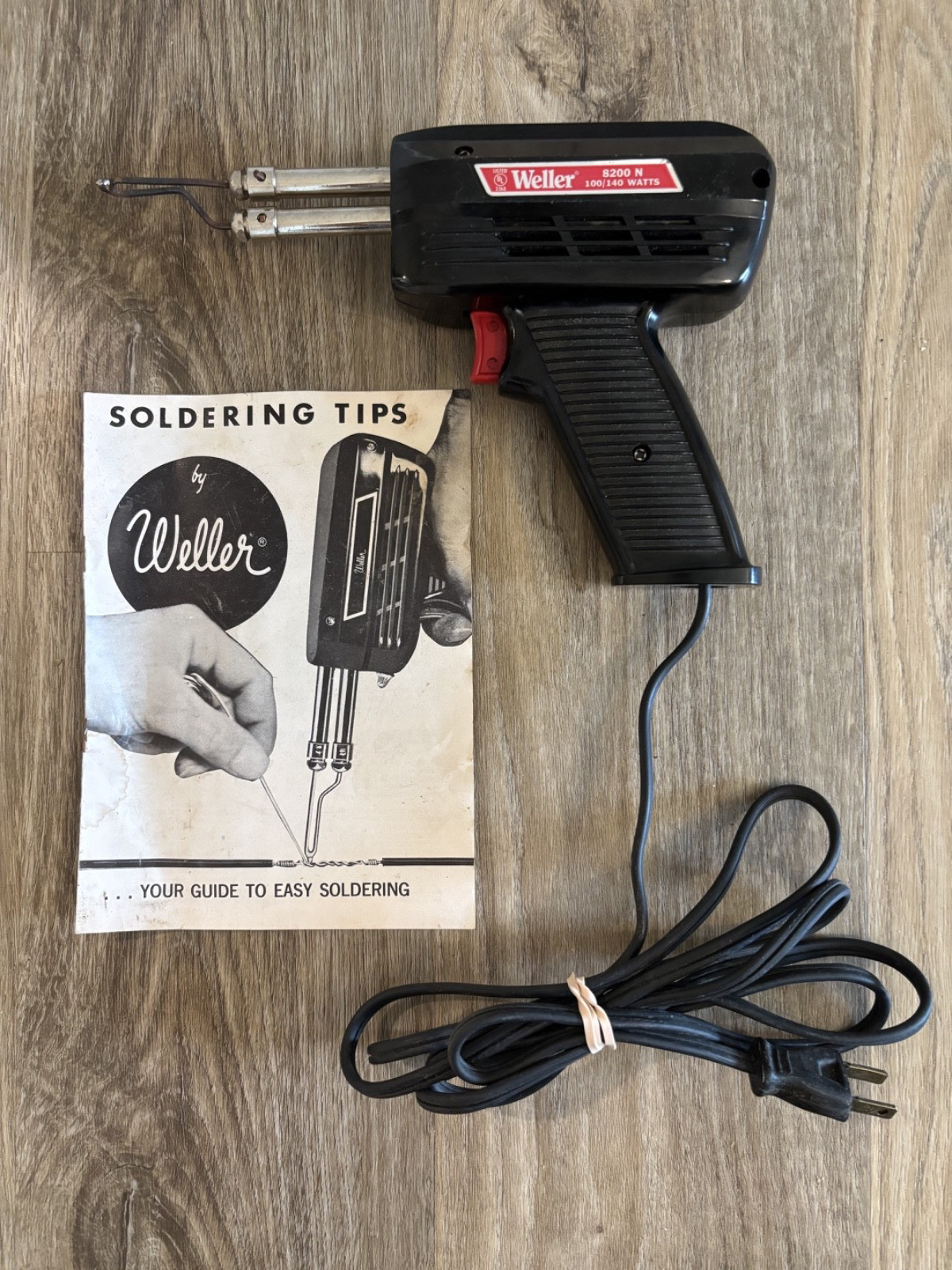 Vintage Weller 8200N 100/140W Soldering Gun Dual Heat Tested Working USA Vintage Weller 8200N 100/140W Soldering Gun Dual Heat Tested Working USA