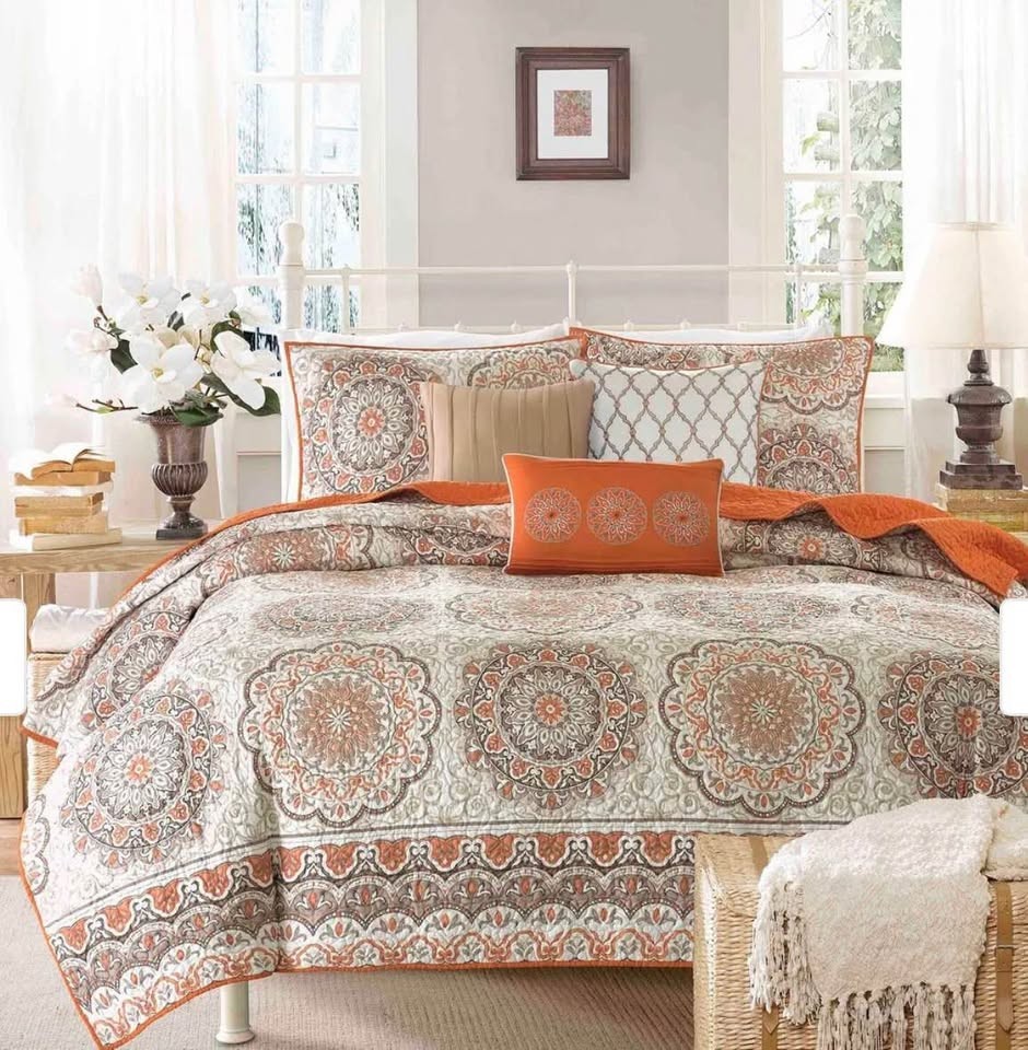 Madison Park Tangiers 6 Piece Reversible Quilt Set Throw Pillows MSRP:$100 King Madison Park Tangiers 6 Piece Reversible Quilt Set Throw Pillows MSRP:$100 King