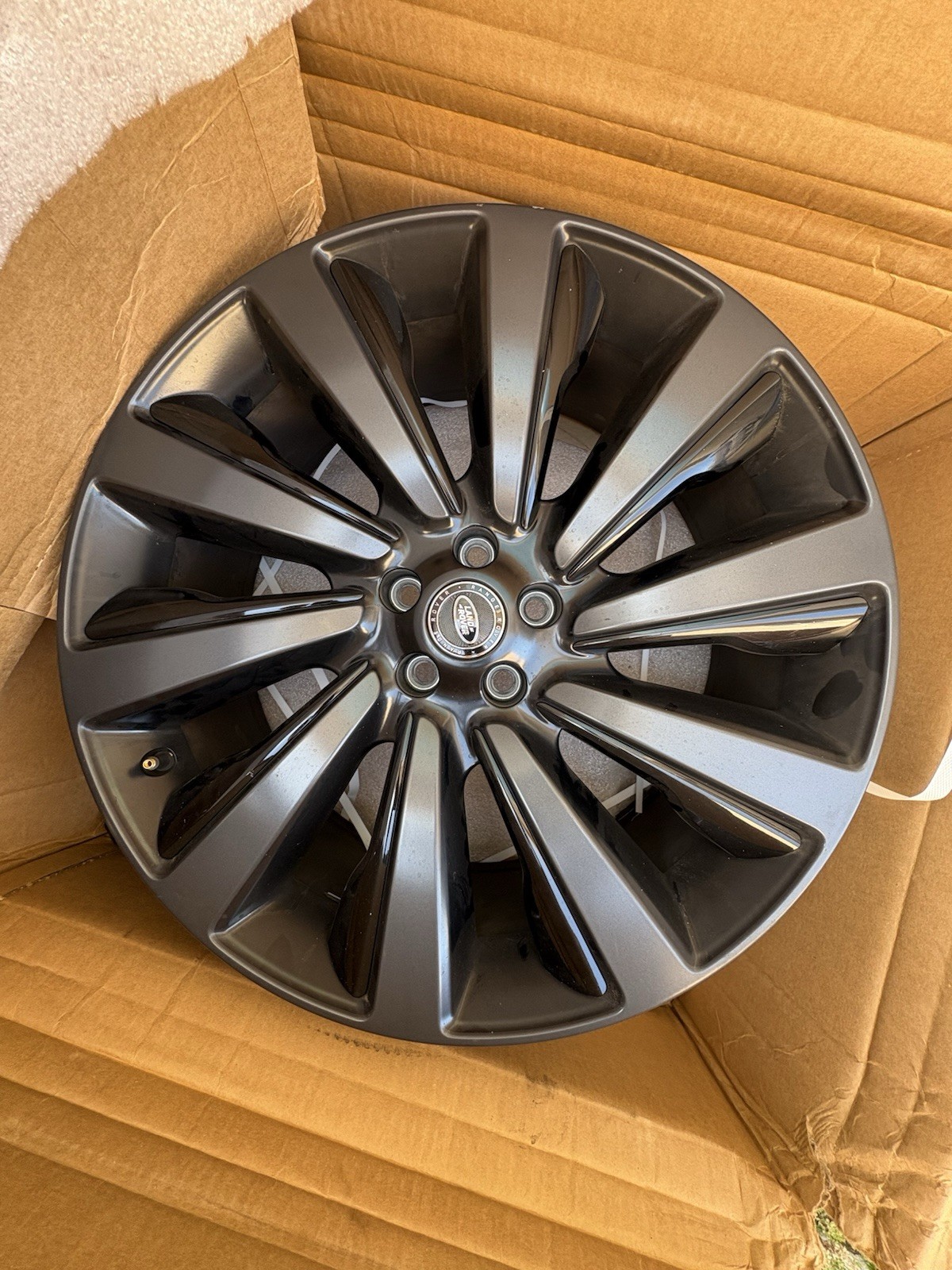 Range Rover SV 2023*+ L460 OEM 9.5 x 23\ Range Rover SV 2023*+ L460 OEM 9.5 x 23\