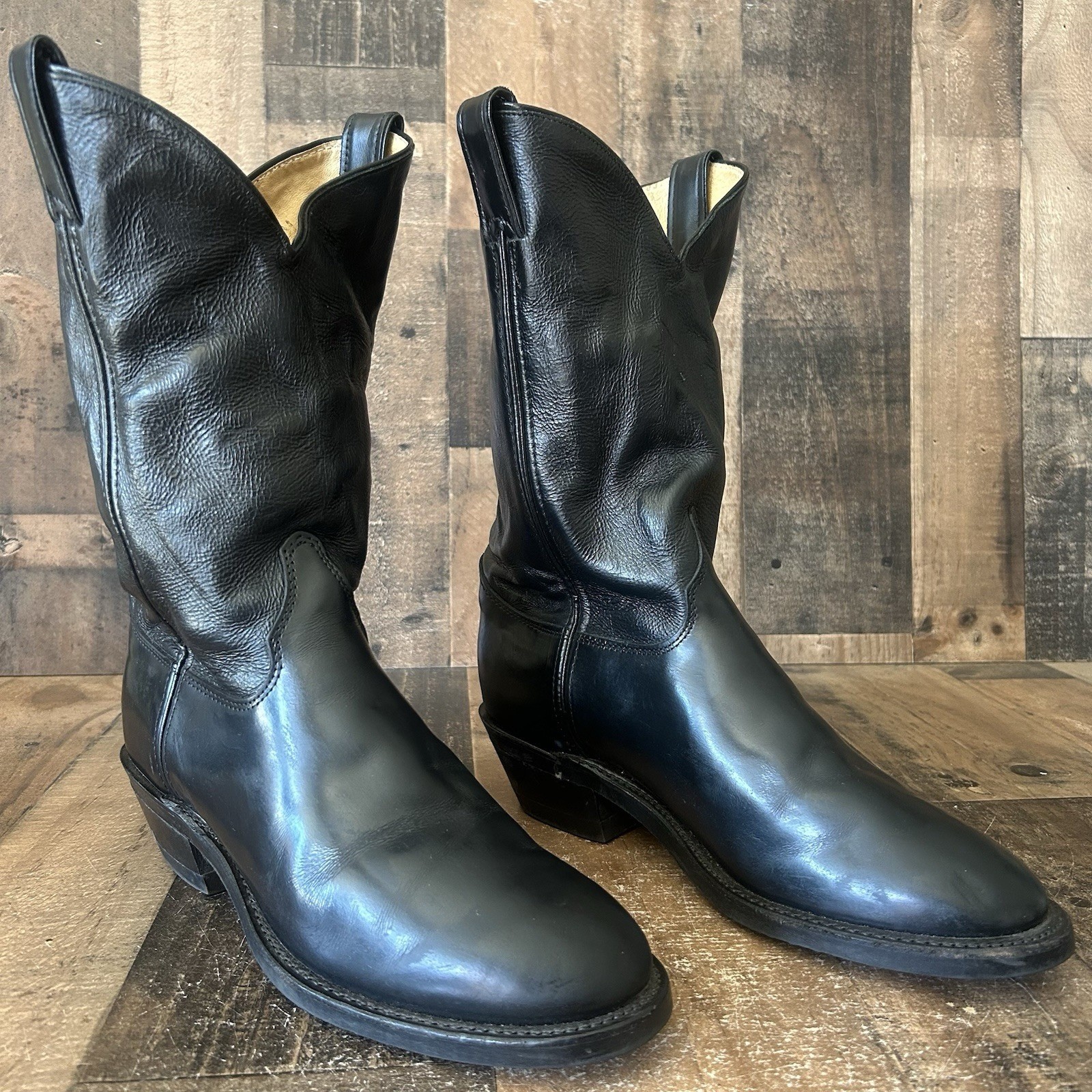 Justin 3040 Tobias Round Toe Vibram Sole Cowboy Boots Mens 9.5 EE