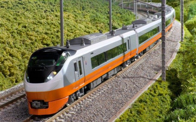 KATO 10-1874 E657 Series “E653 Series Revival Color” 10-Car Set (N)