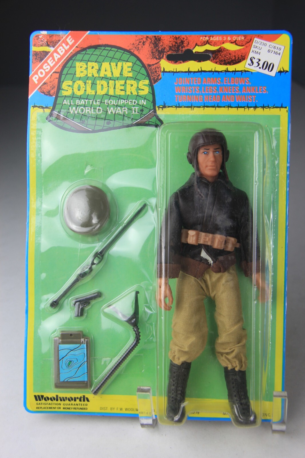 Vintage Woolworth WW2 Brave Soldiers 1939-1945 Collectibles Rare