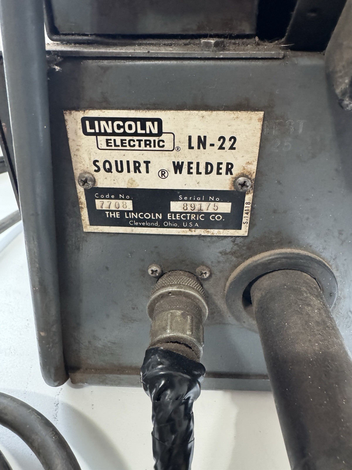Lincoln Electric LN22 Squirt Welder Wire Feeder Vintage With Gun