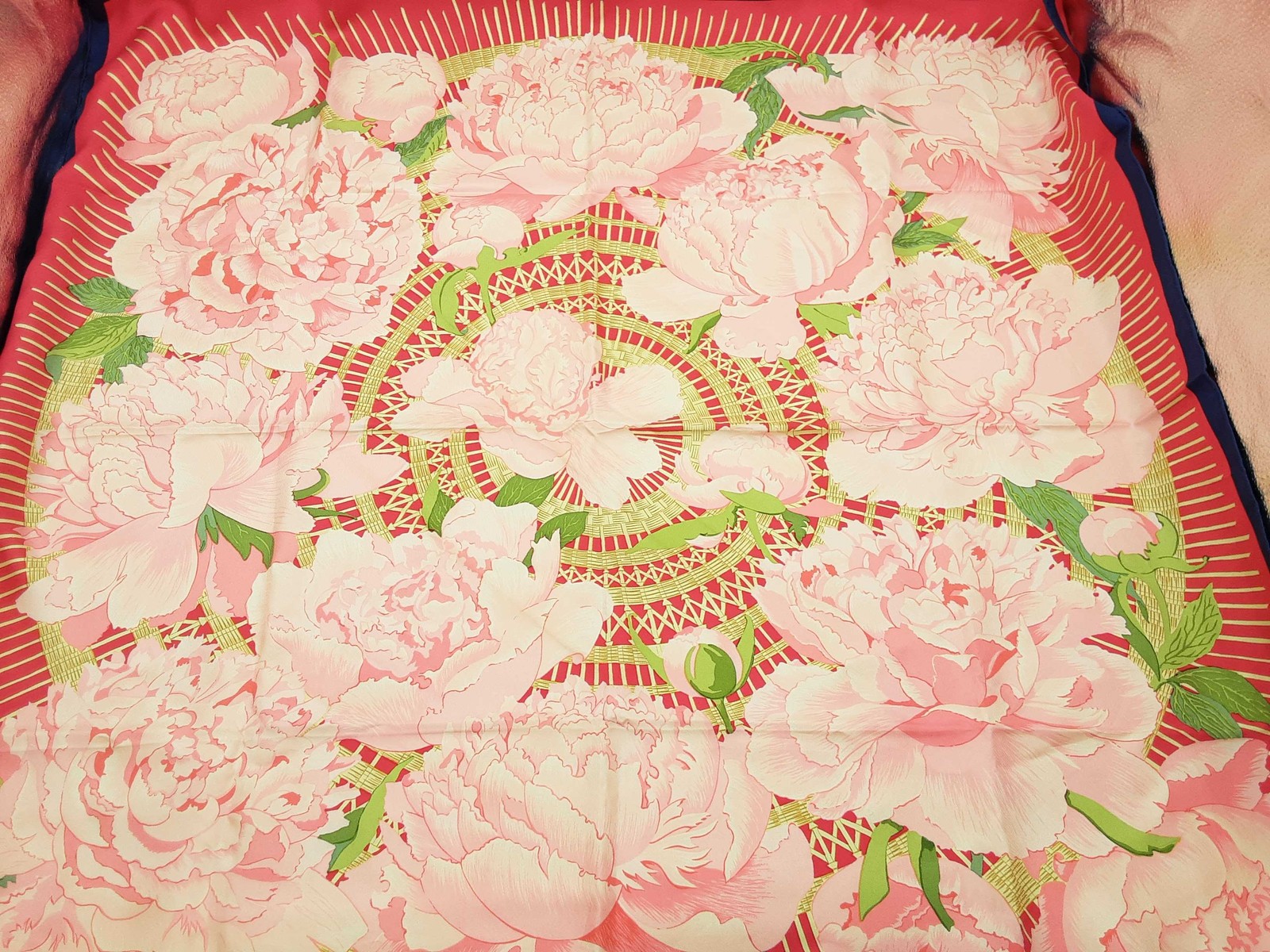 Hermes Les Pivoines Peonies Pink Blue Flower Silk Scarf Do0426wxzde Hermes Les Pivoines Peonies Pink Blue Flower Silk Scarf Do0426wxzde