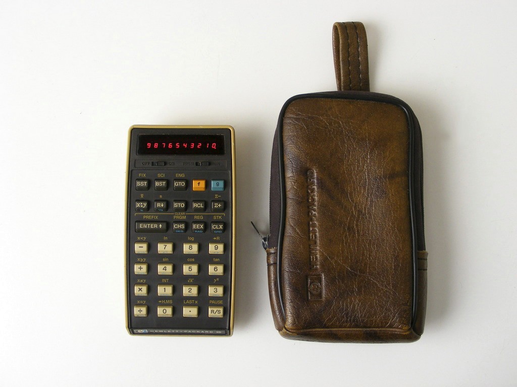 Vintage HP Hewlett-Packard 25 Programmable Scientific CALCULATOR ~Red LED w/Case