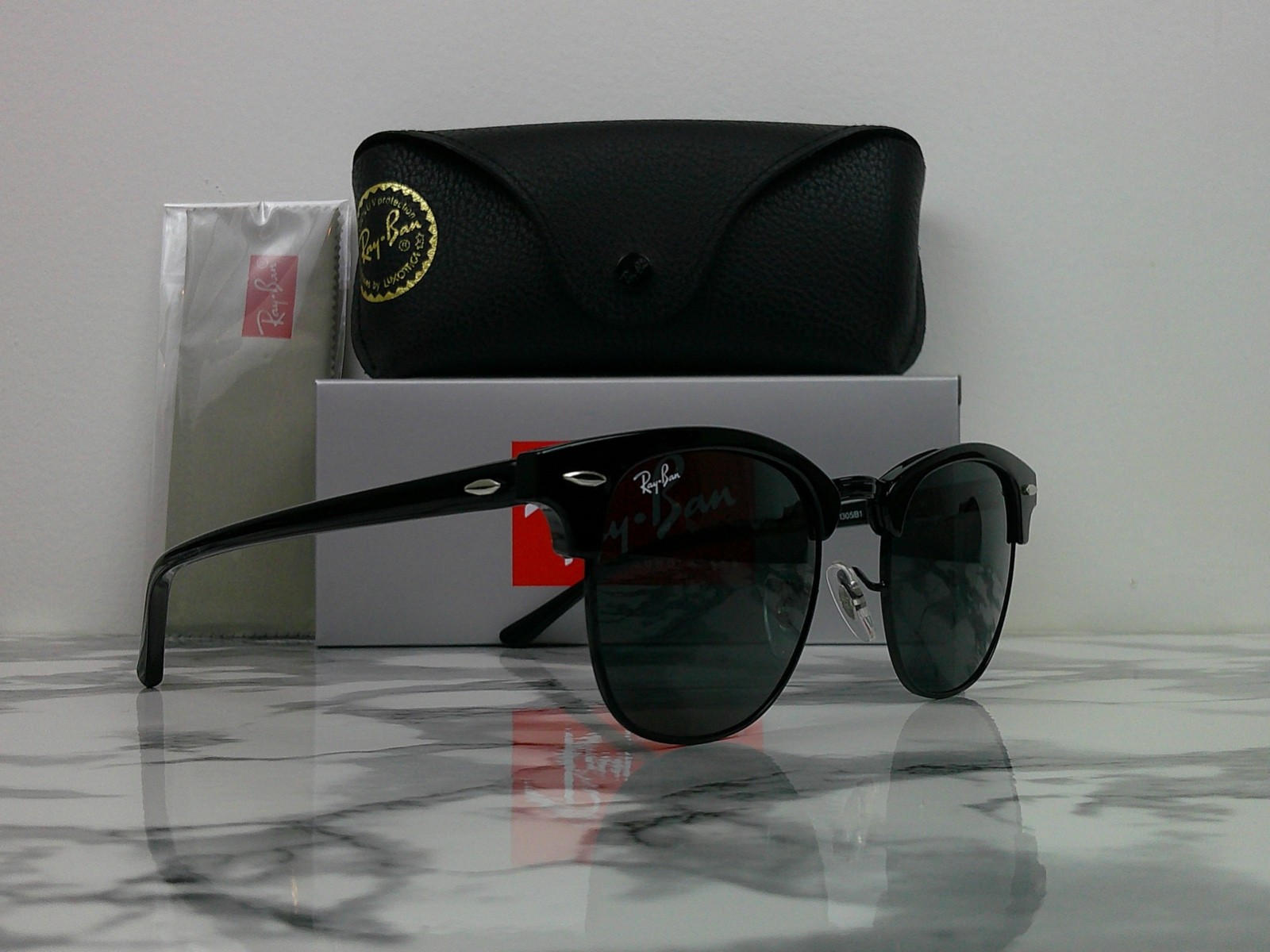 Ray-Ban RB3016W Clubmaster Classic Sunglasses All Black 51mm Never Worn