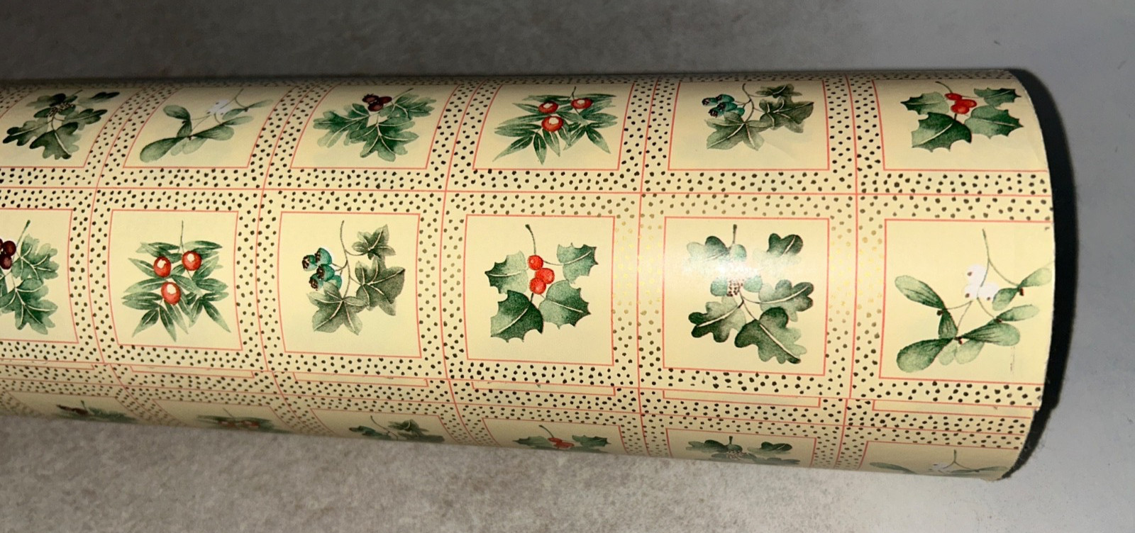 Vintage 1950-60's DEPT. STORE 18”wide CHRISTMAS Paper, Holly Berry on Large Roll