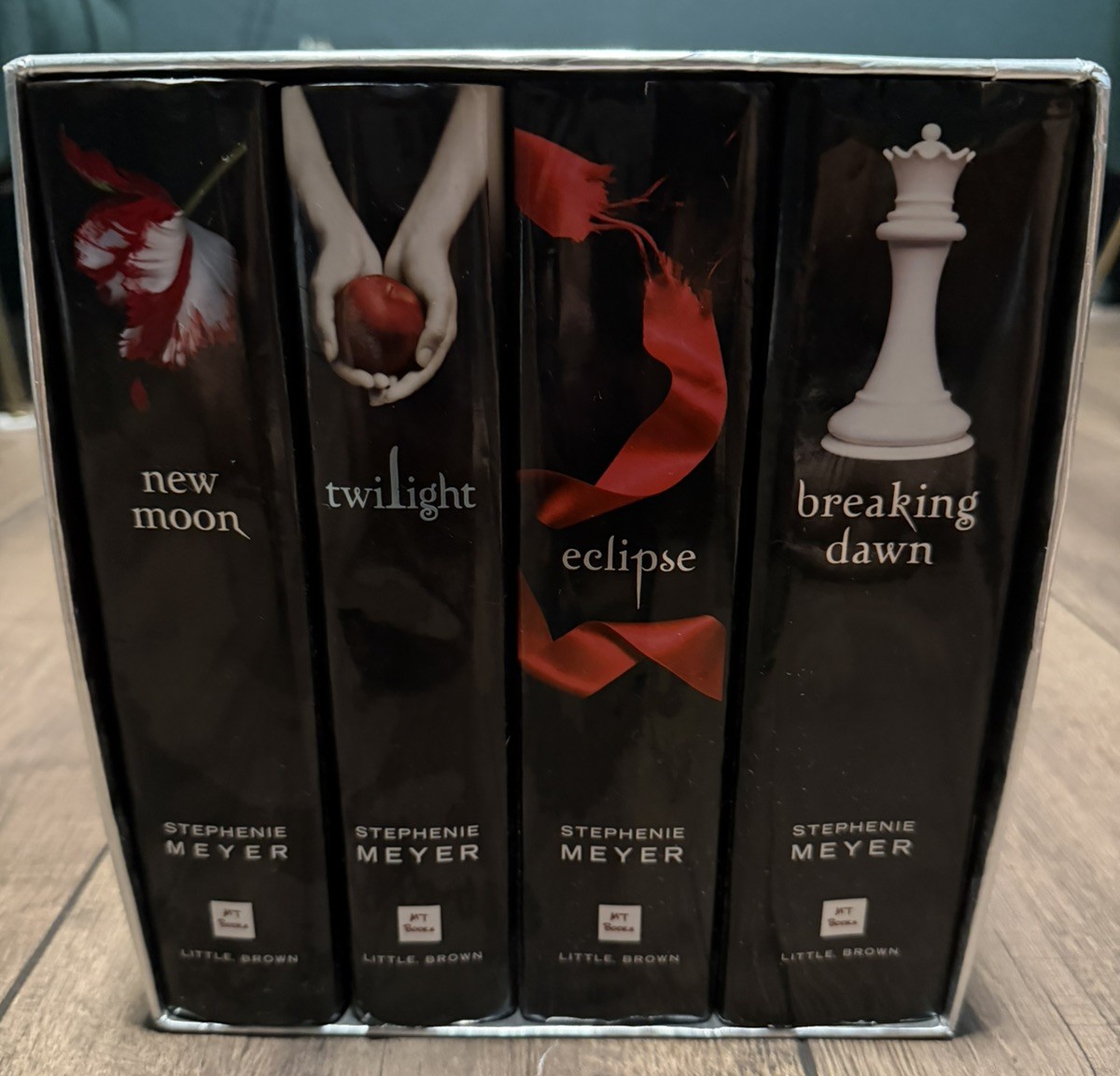 Twilight Saga by Stephenie Meyer Hardcover Box Set Little, Brown (Twilight, New…