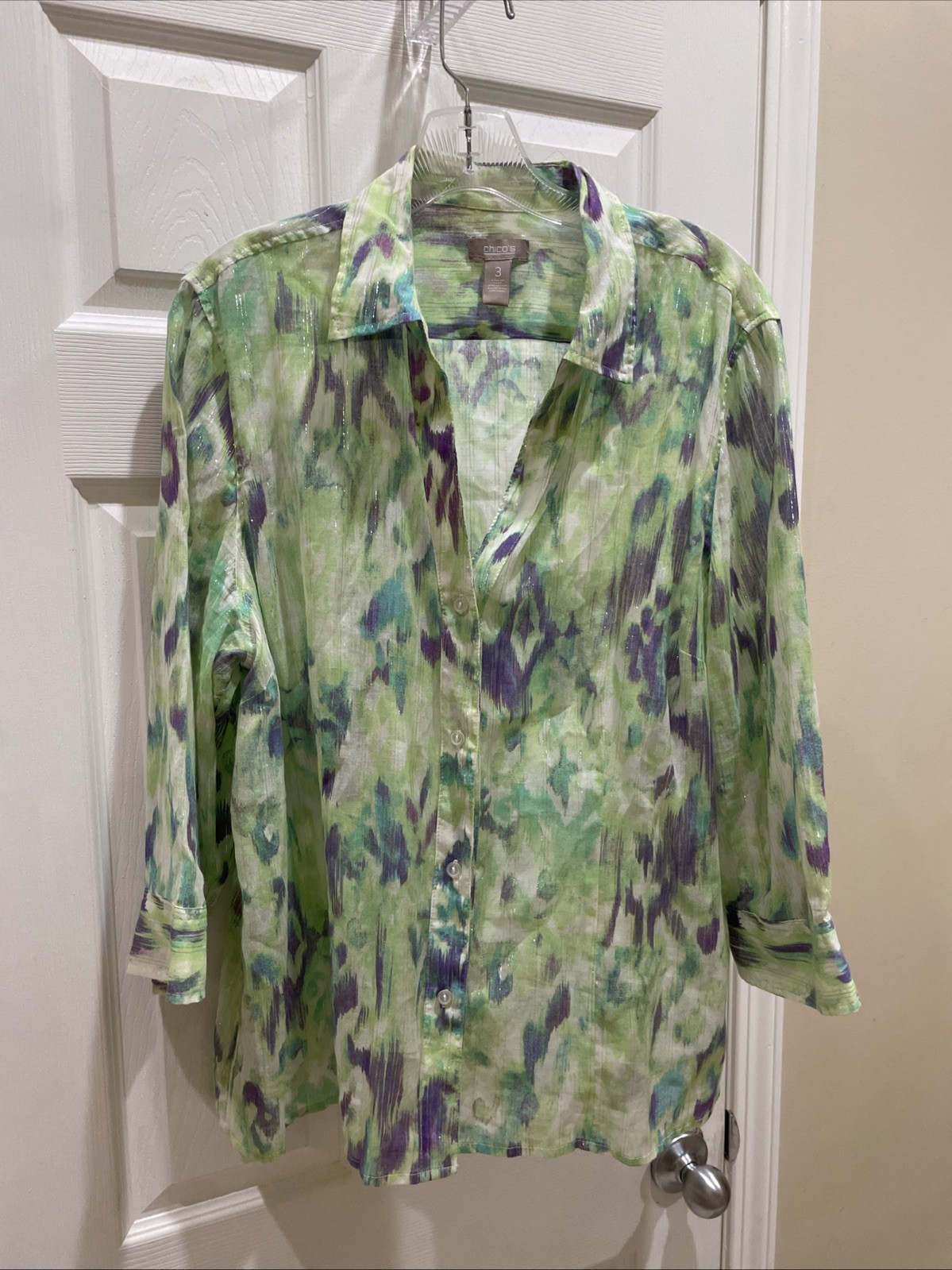 Chicos Women’s Sz 3 gorgeous purple green glitter 3/4 button blouse Chicos Women’s Sz 3 gorgeous purple green glitter 3/4 button blouse