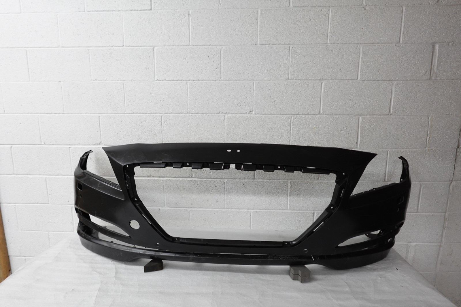 2015-2016 HYUNDAI GENESIS SEDAN 2017 HYUNDAI GENESIS G80 FRONT BUMPER PRIMED OEM
