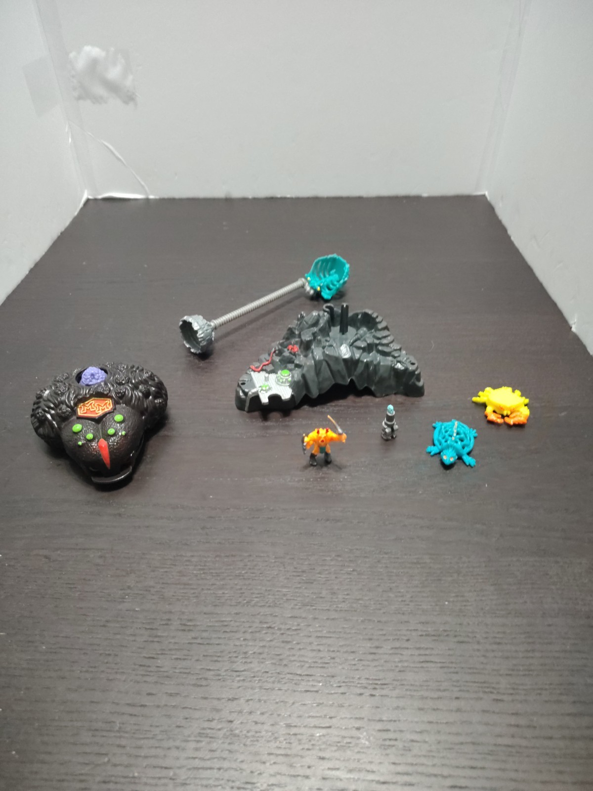 Mighty Max Bluebird Lot; Arachnoid & Skull Mountain Incomplete Mighty Max Bluebird Lot; Arachnoid & Skull Mountain Incomplete
