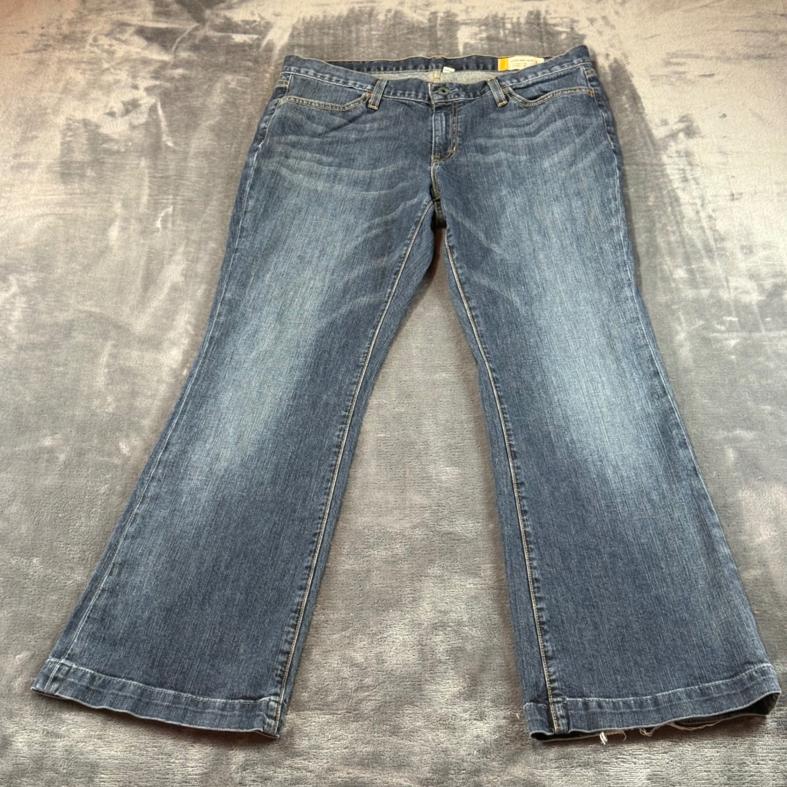 Gap Long and Lean Bootcut Jeans Medium Tint Stretch Denim 12R 488528-00-2