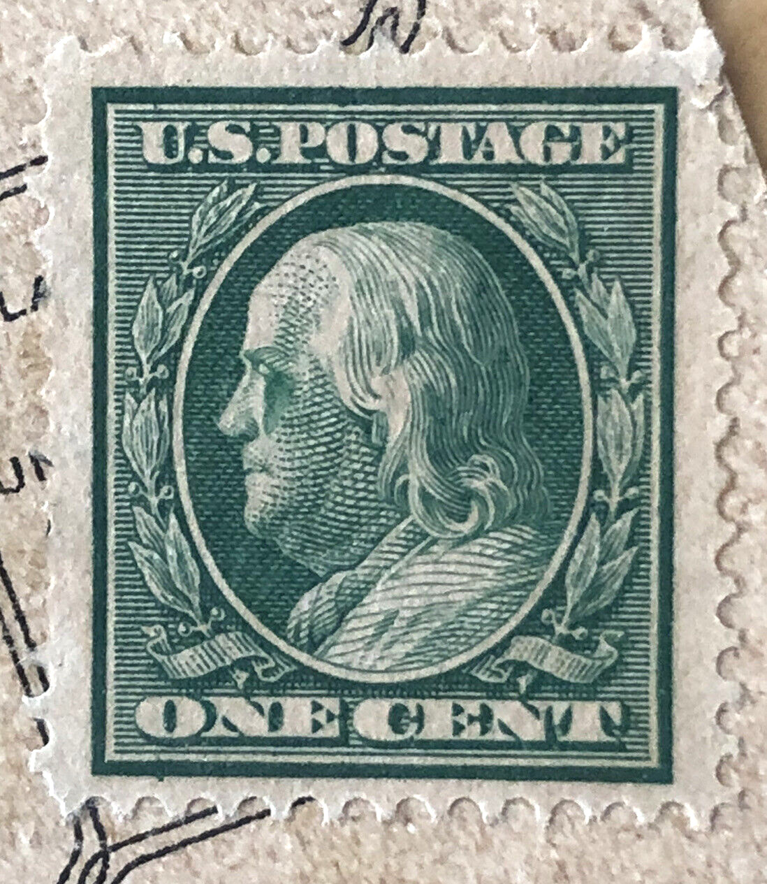 ANTIQUE US 1908 BENJAMIN FRANKLIN 1 CENT GREEN STAMP ON POSTCARD UNCANCELLED