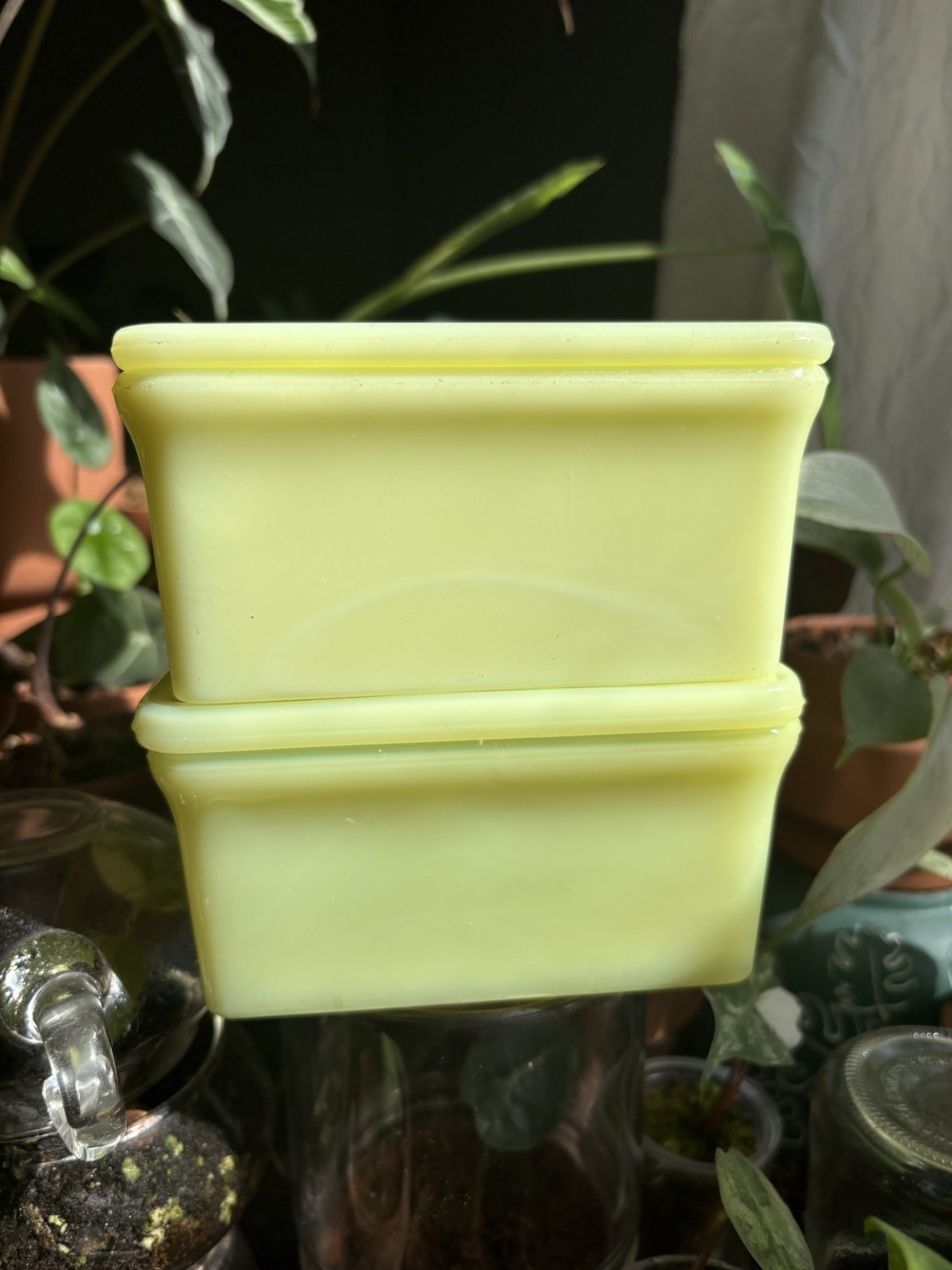 Two Rare Vintage McKee Uranium Yellow Glass (Seville Yellow) Fridgies W/ Lids 💛