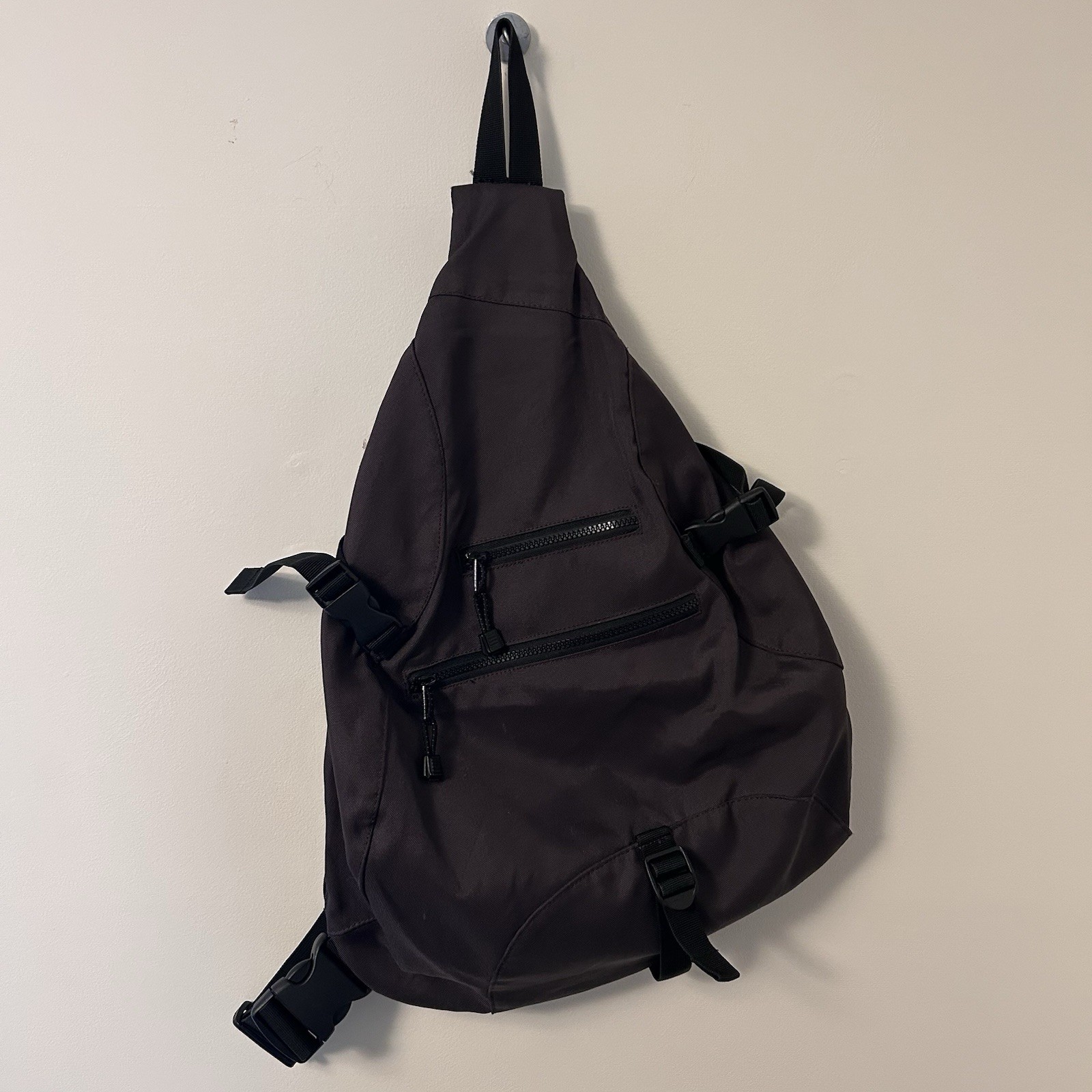 Y2K GAP Sling Bag Dark Brown Single Strap Shoulder Backpack Sling Pack Vintage