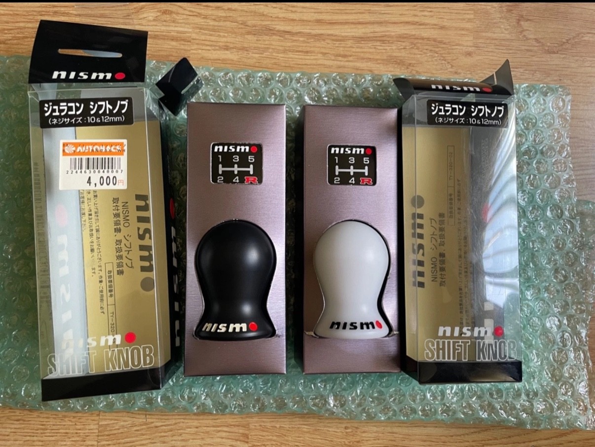 NISMO MID LOGO DURACON SHIFT KNOB Skyline GTR R32 R33 R34 Silvia S13 S14 S15 Z33 NISMO MID LOGO DURACON SHIFT KNOB Skyline GTR R32 R33 R34 Silvia S13 S14 S15 Z33